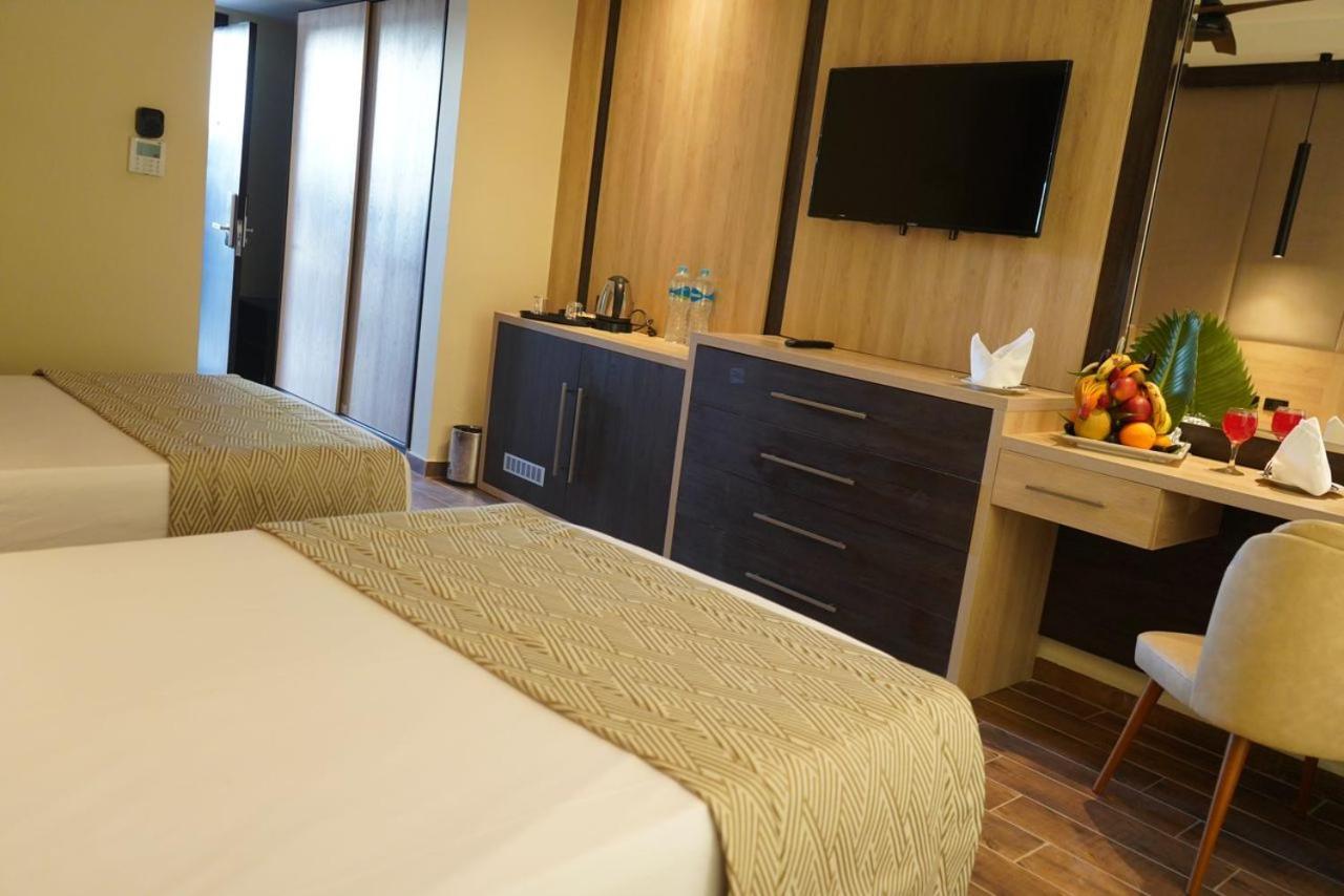 Deluxe Double or Twin Room Pool View