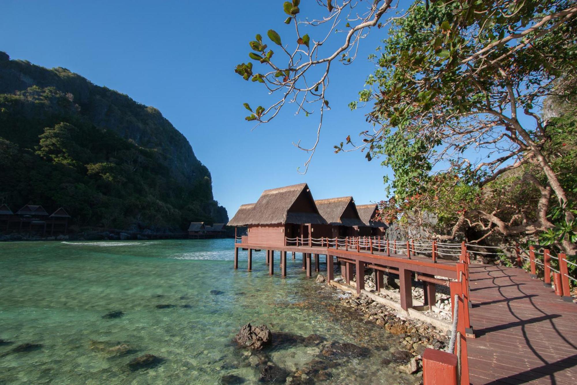 Water Villa Roundtrip Lio Airport Transfers