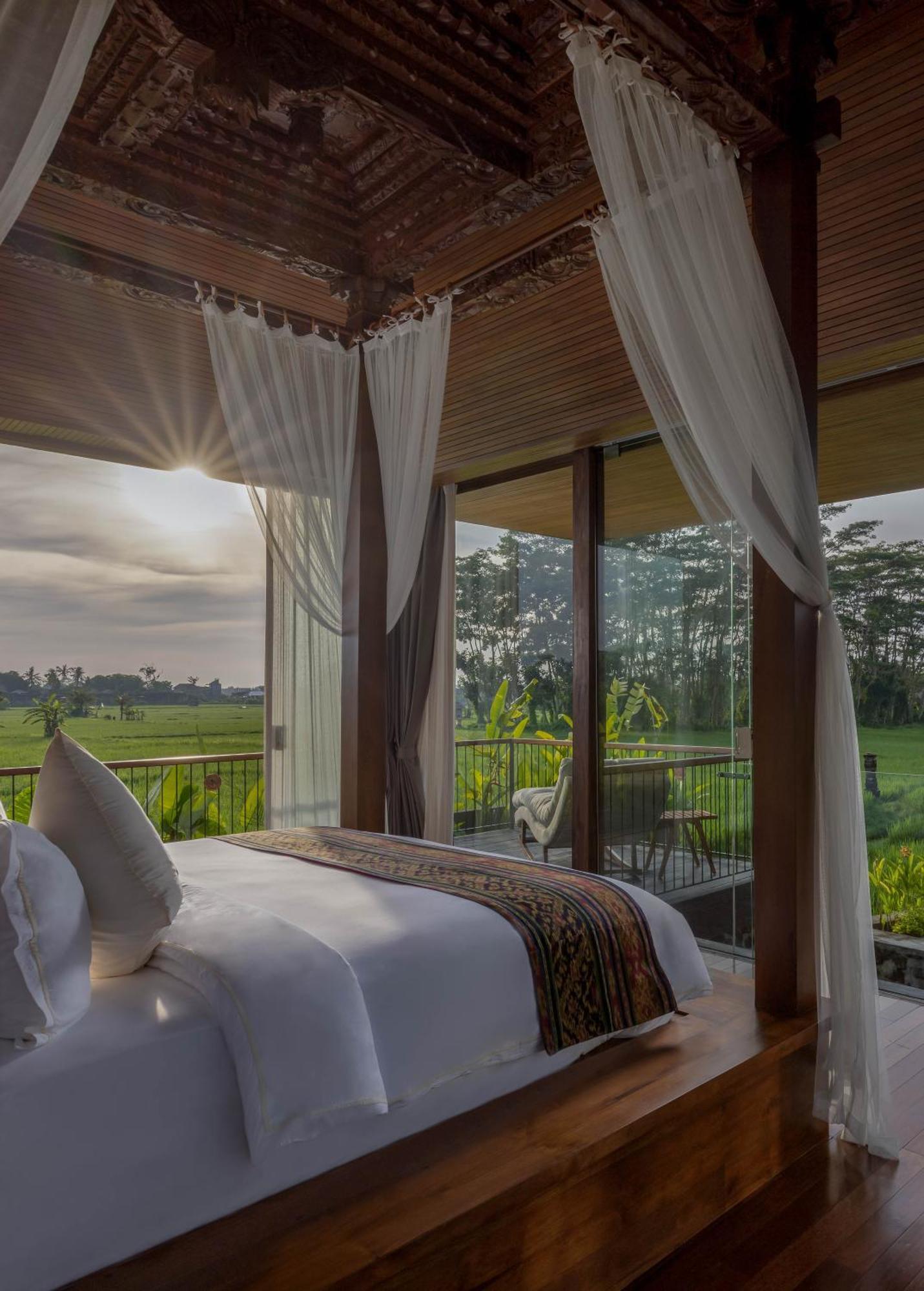 Prestige Pool Villa Paddy View with Free Access to Wellness Facilities,1584884701:JPEG