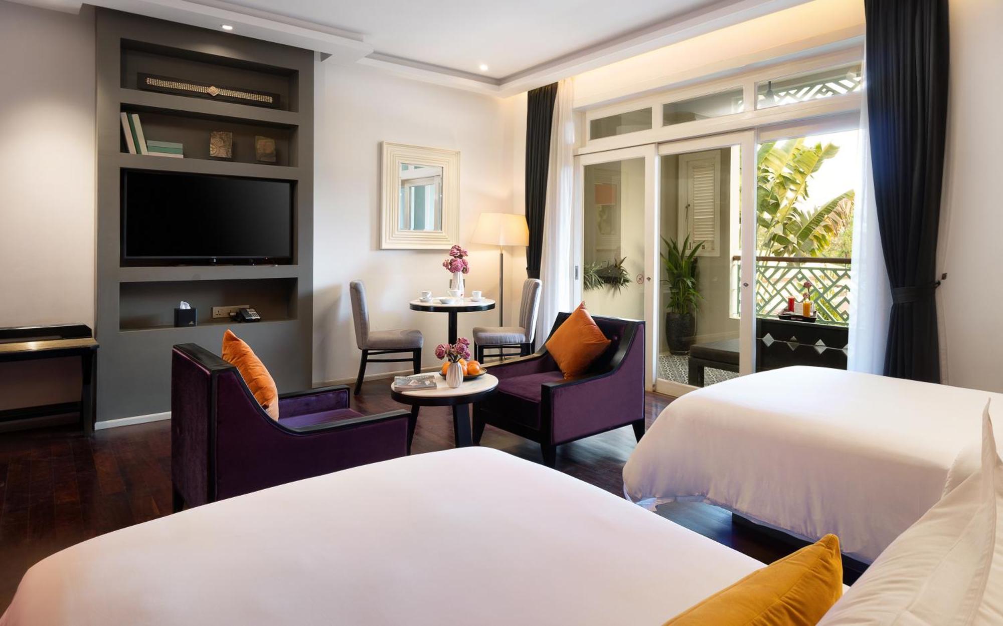 Grand Garden Suite - Free Airport Pick Up + 30mins Massage