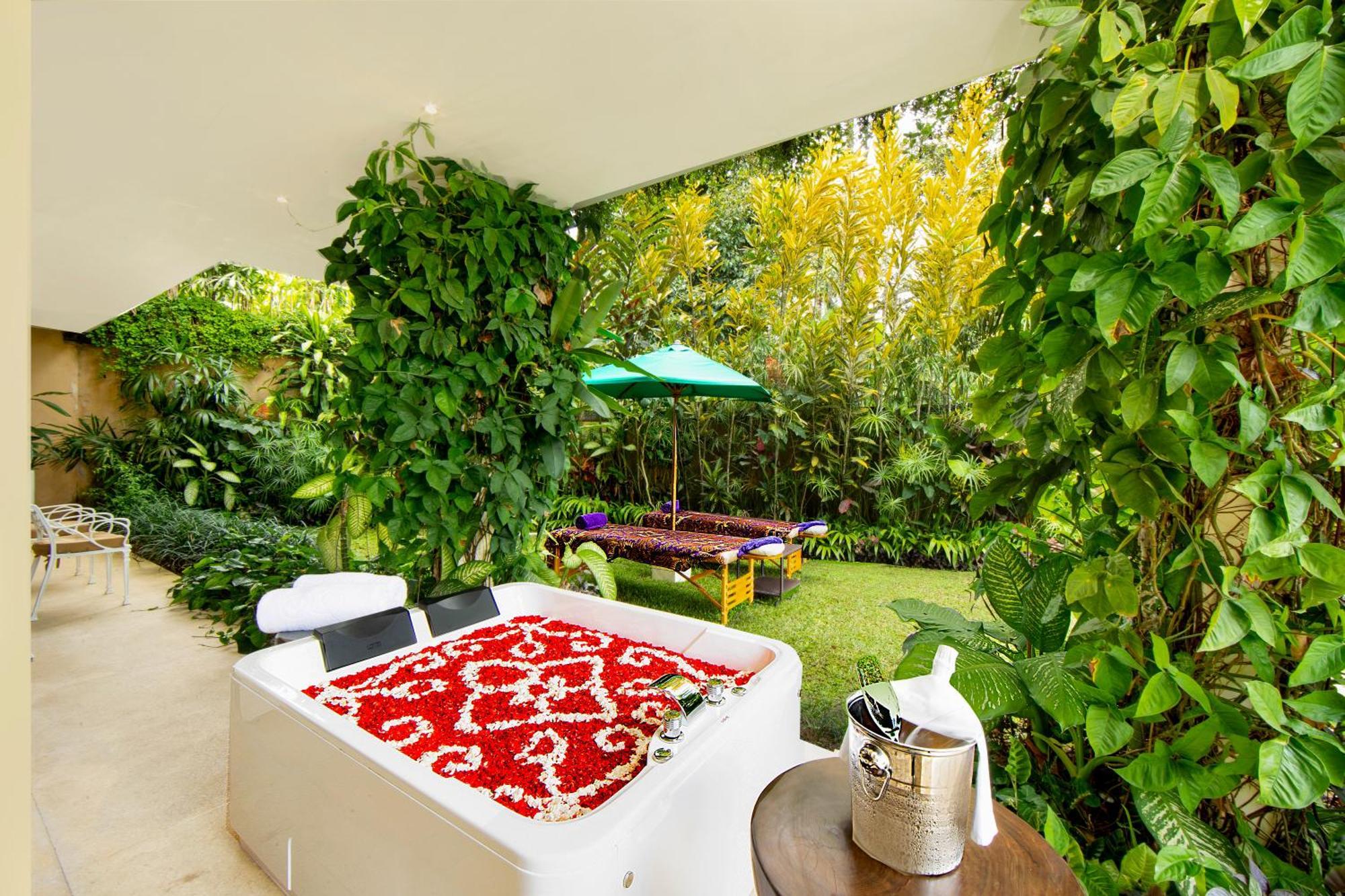 Presidential Royal Suite Daily Sunset Yoga Afternoon Tea