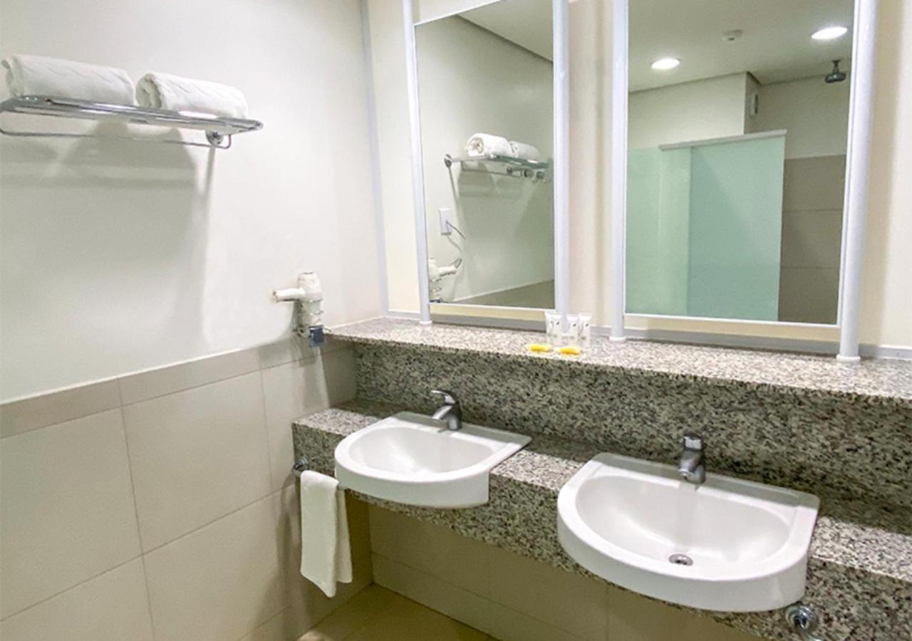 Quarto Premium com Vista da Cidade