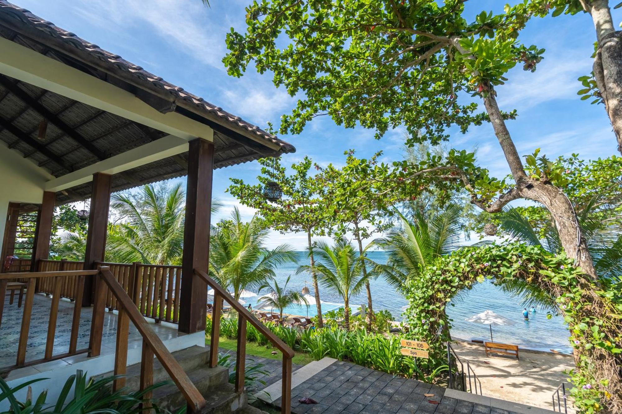 One-Bedroom Villa Beach Front