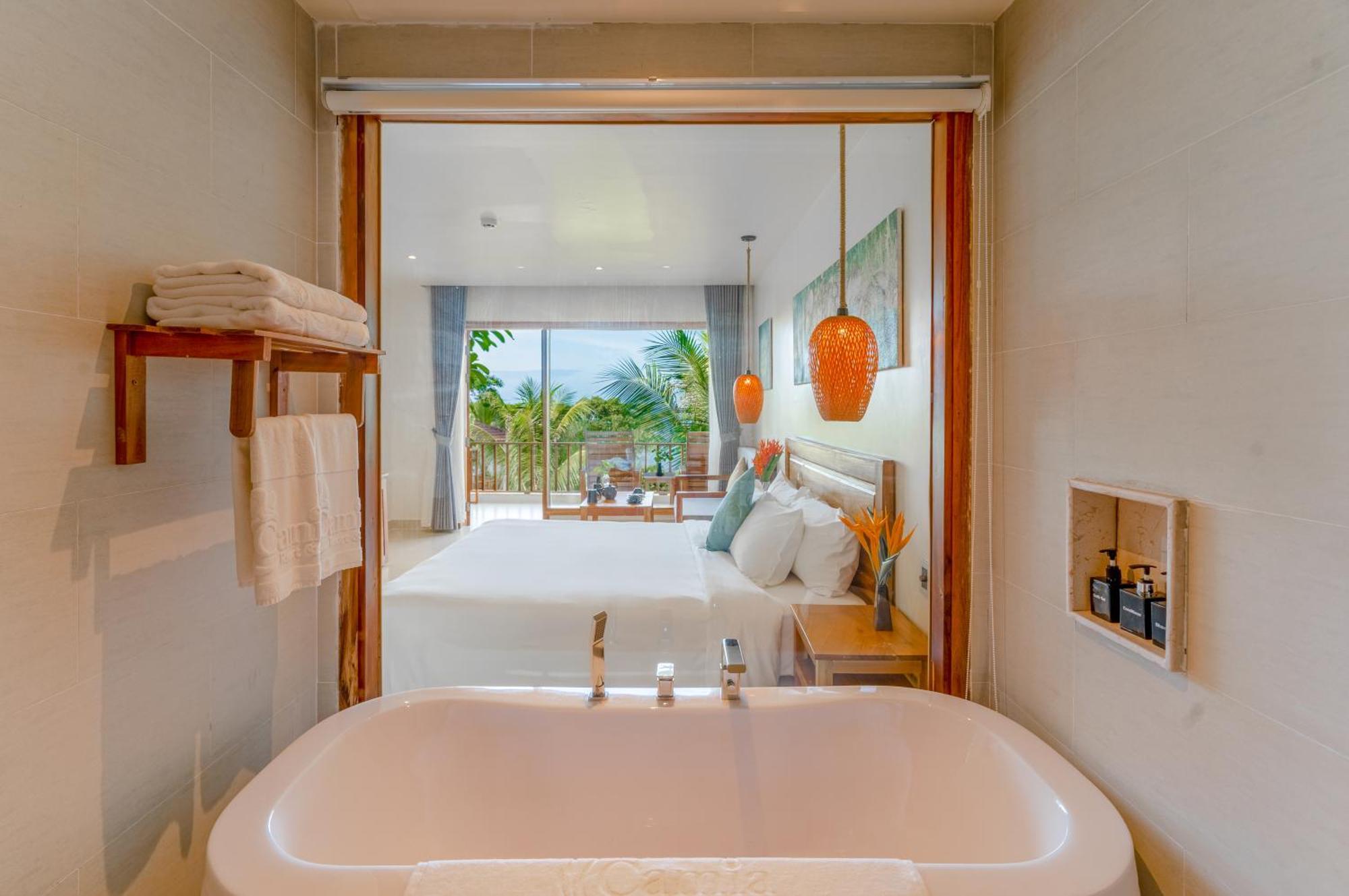 Connecting Door Deluxe Ocean View