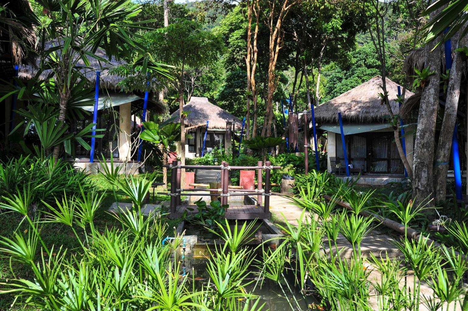 Deluxe Bungalow Garden View