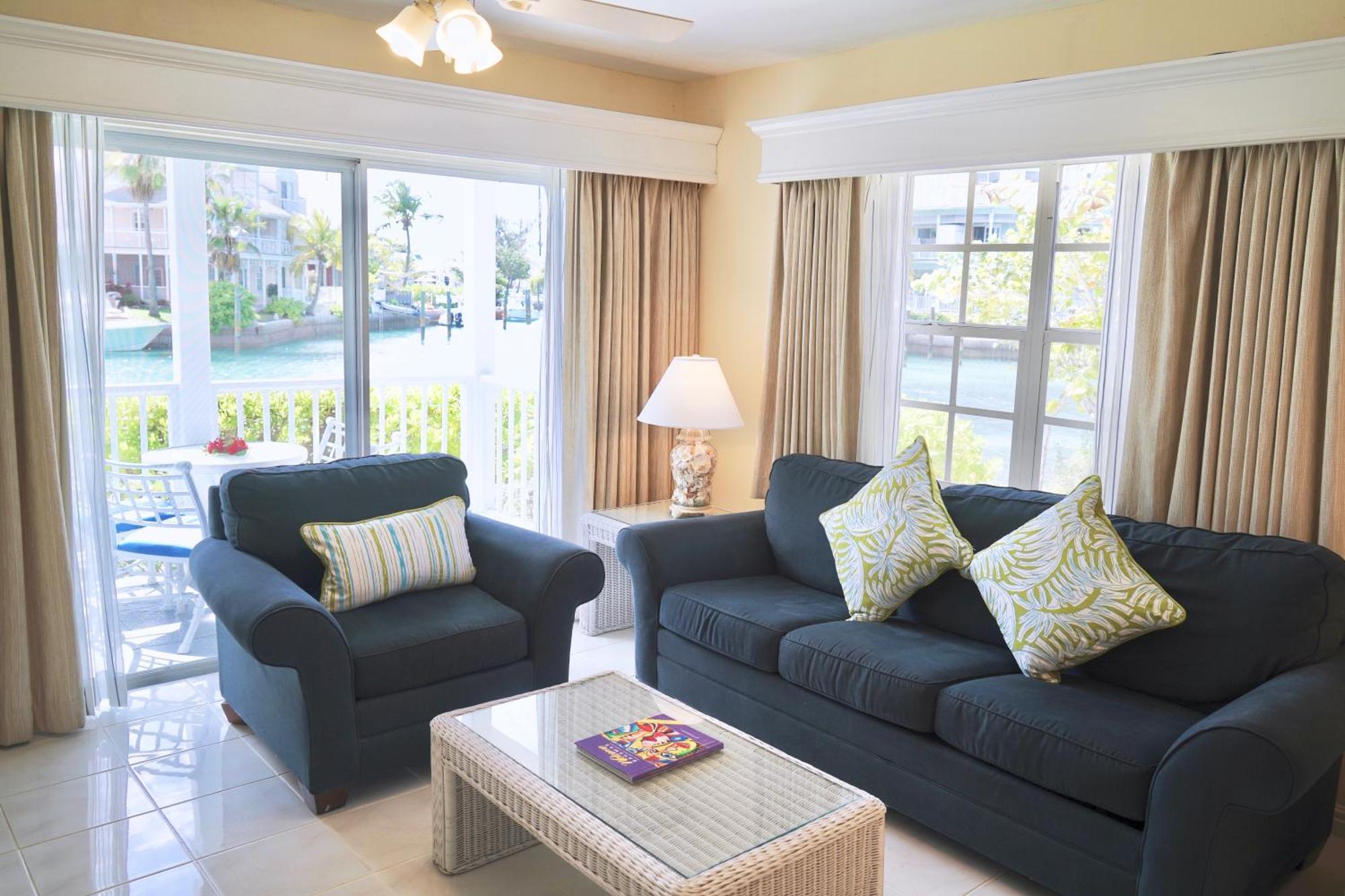 One-Bedroom Deluxe Suite