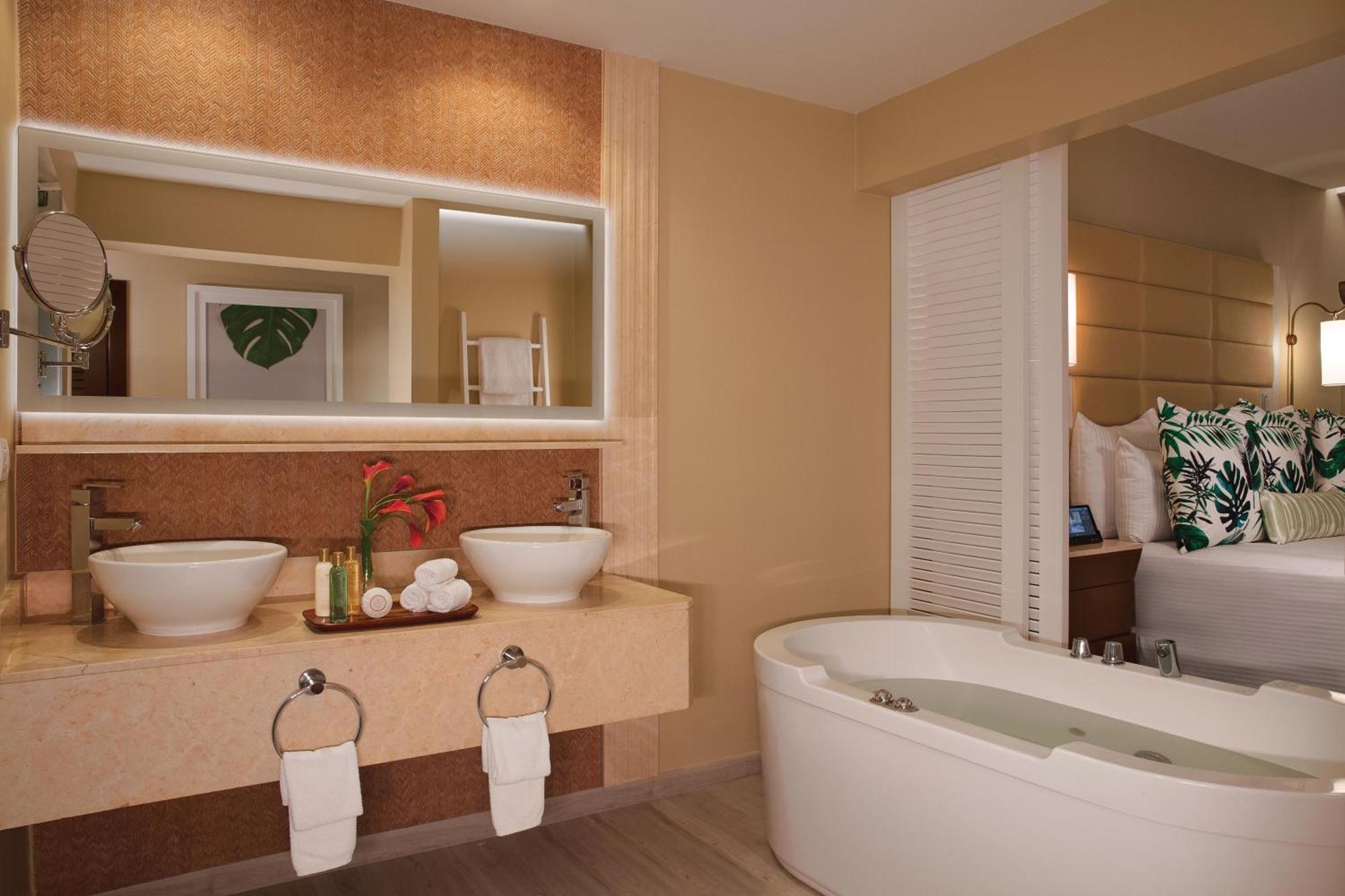 Plan Junior Suite Ocean View King