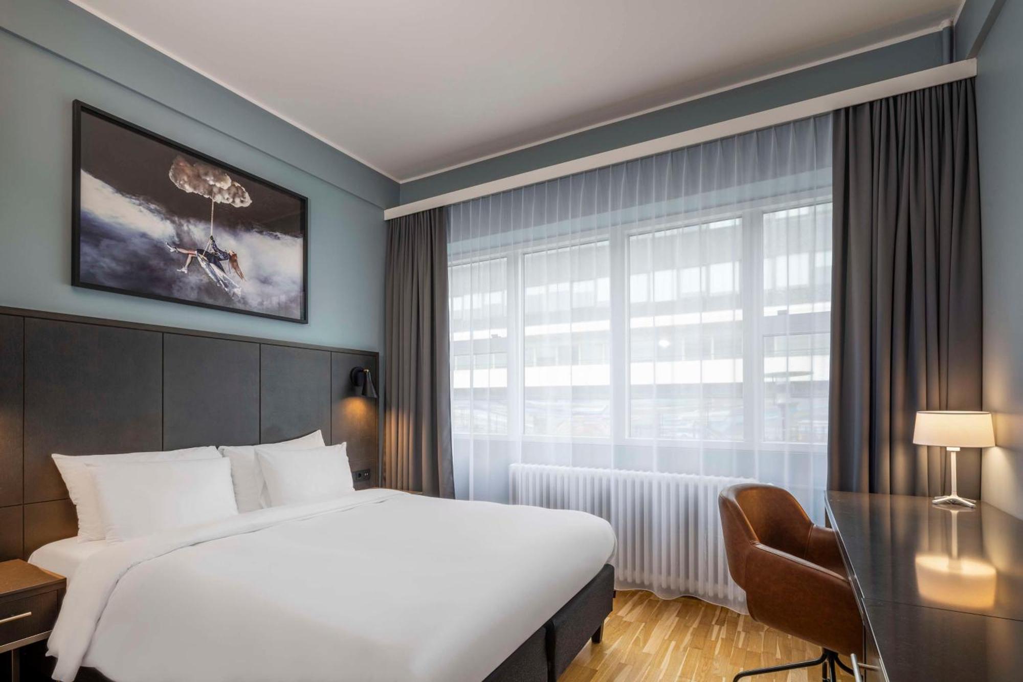 Standard Room,1590340917:JPEG