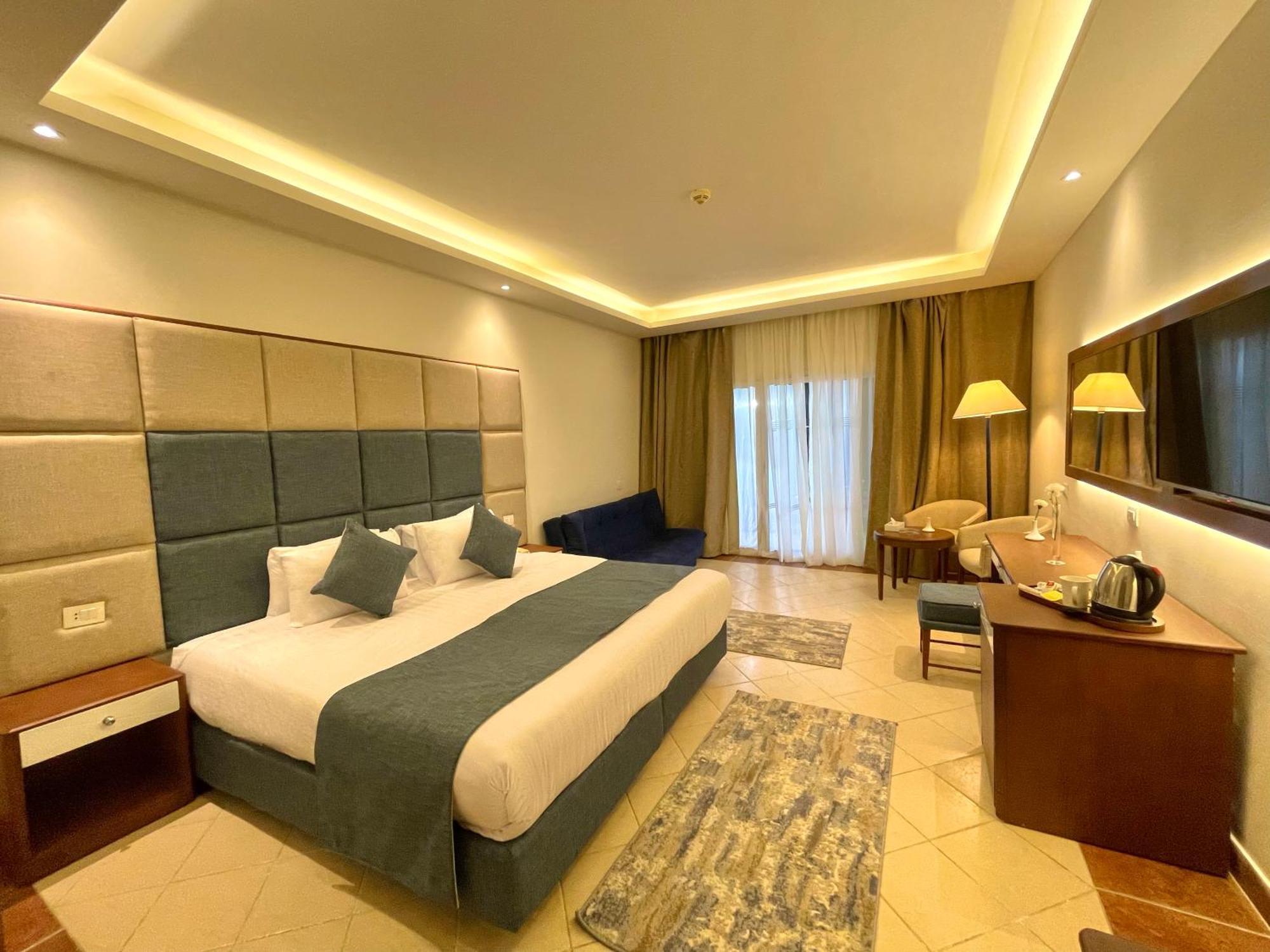 Standard Double or Twin Room with Garden View,1593646140:JPEG