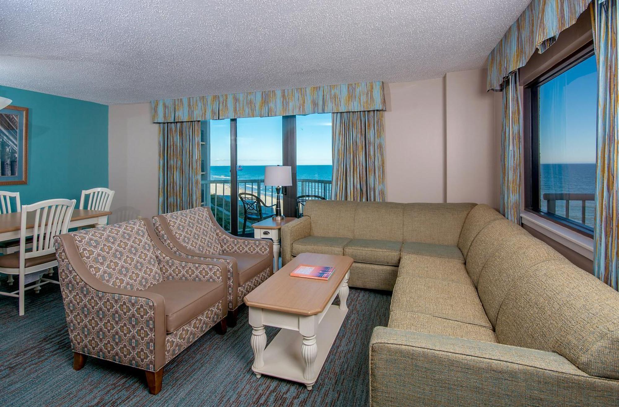 Oceanfront Deluxe One Bedroom King Condo