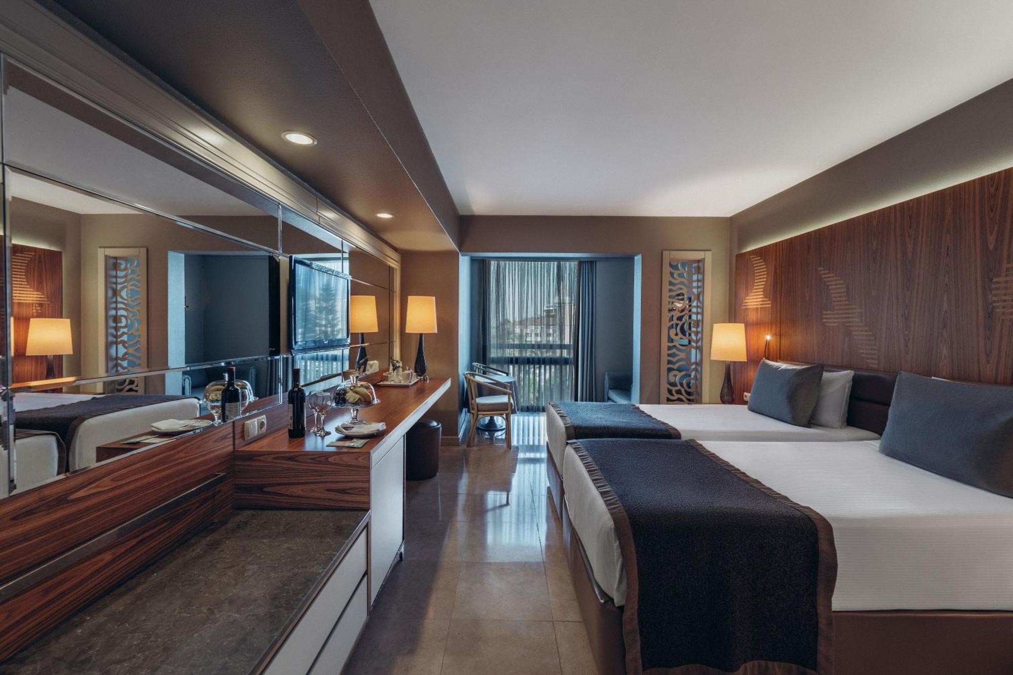 Standard Double or Twin Room French balcony Land view