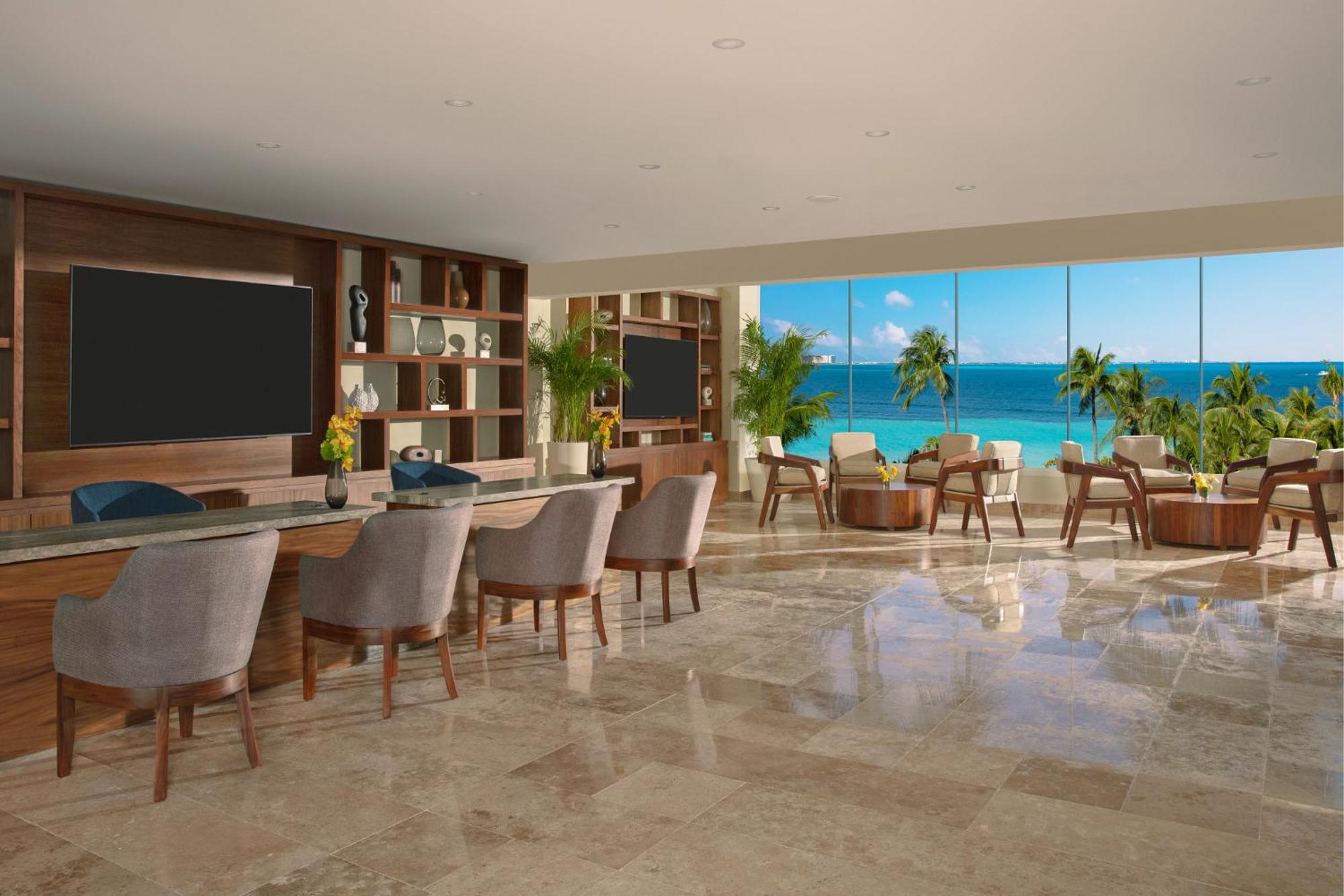 Preferred Club Junior Suite King