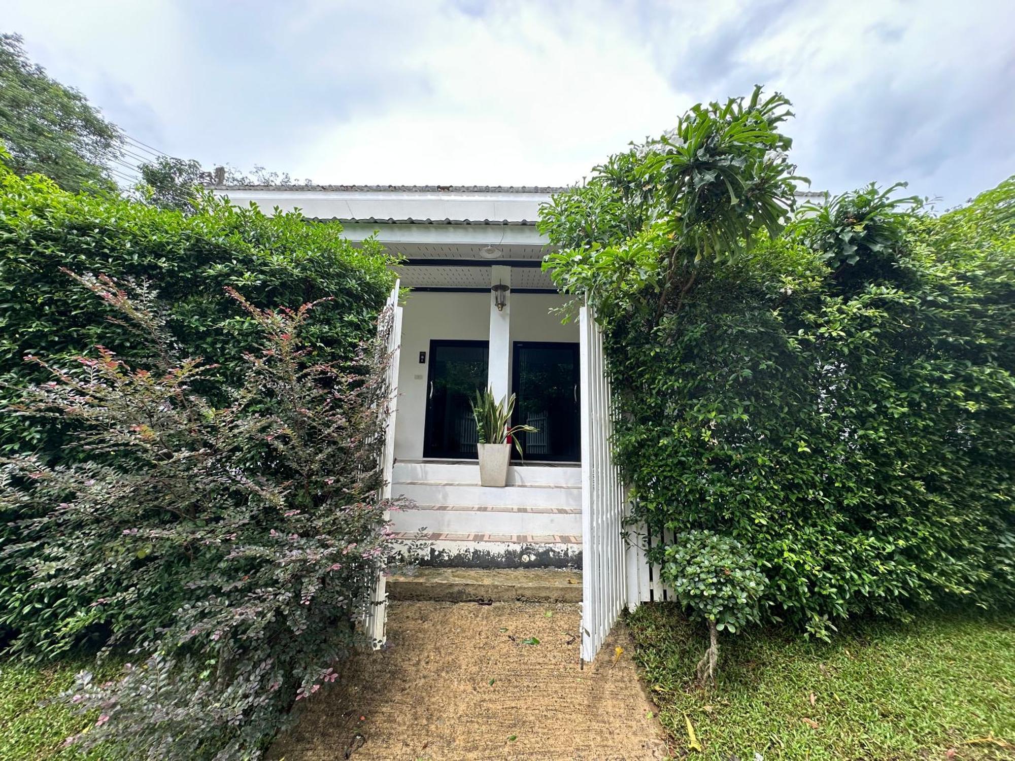 Standard Bungalow