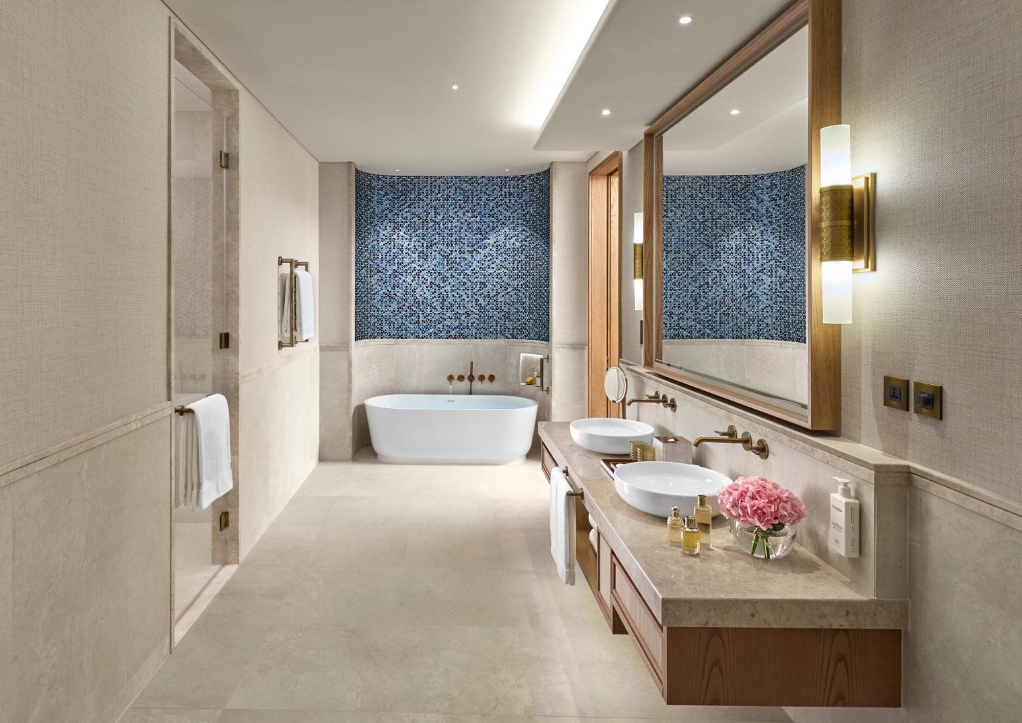Junior Sea View Suite
