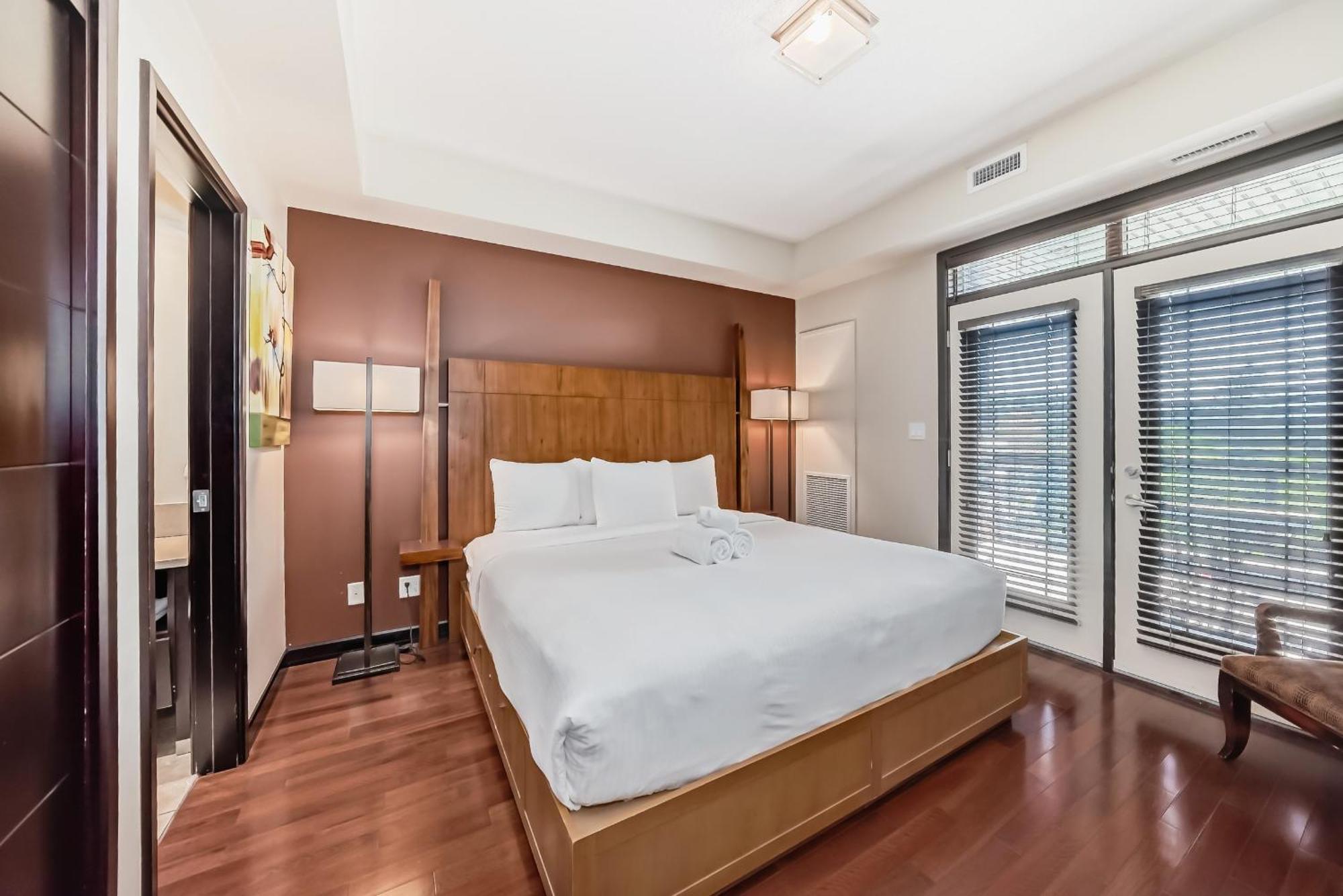 One-Bedroom Suite with View