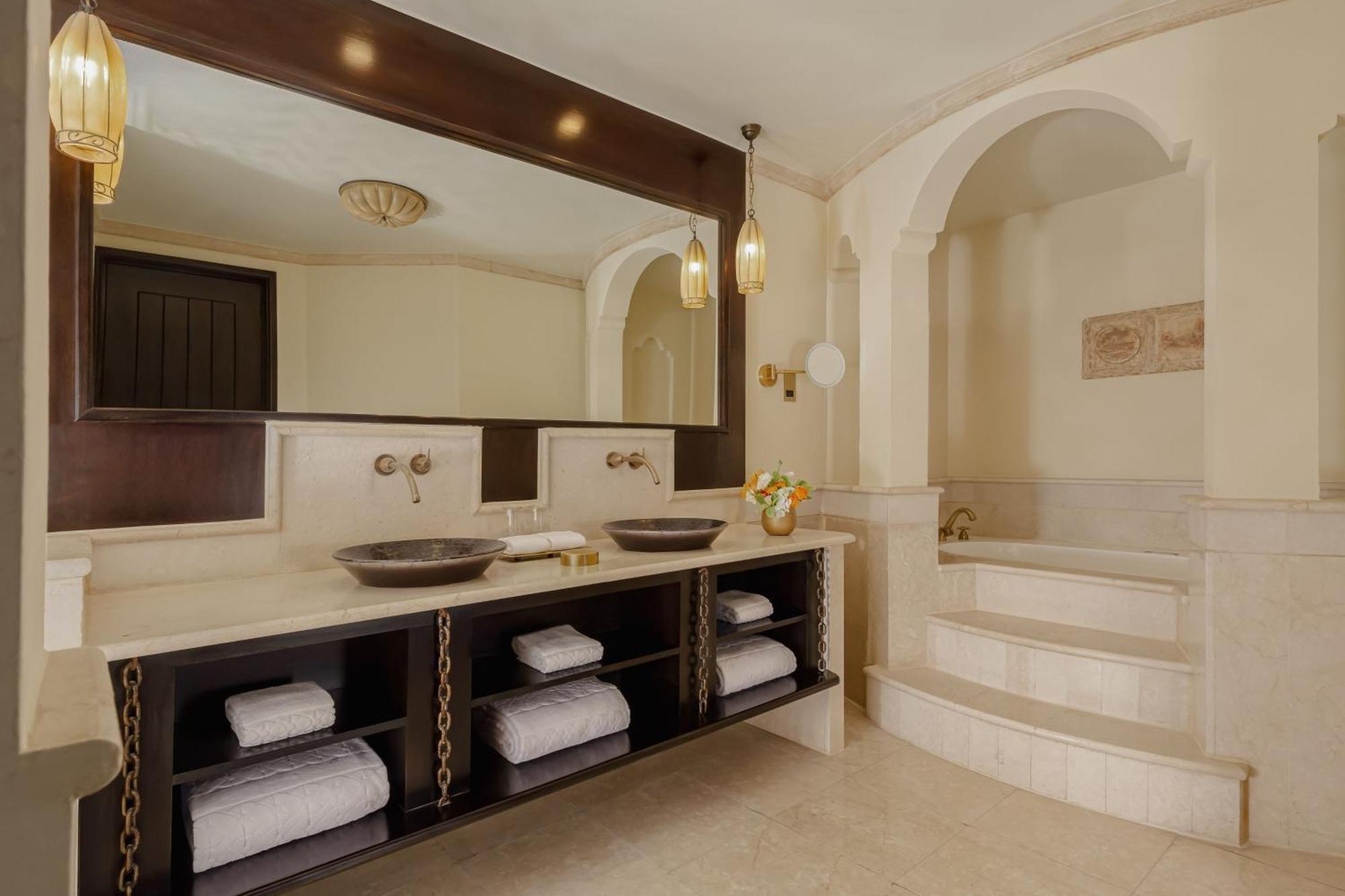 Two Bedroom Suite 2 Bedroom Suite