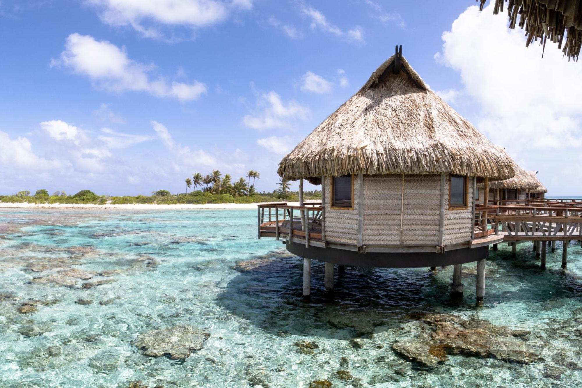 Over Water Bungalow,1619177076:JPEG