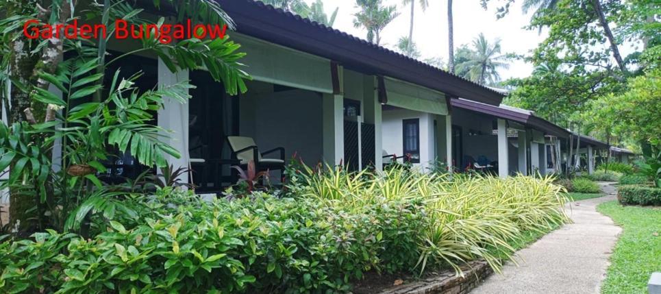Bungalow with Garden View,1624462240:JPEG