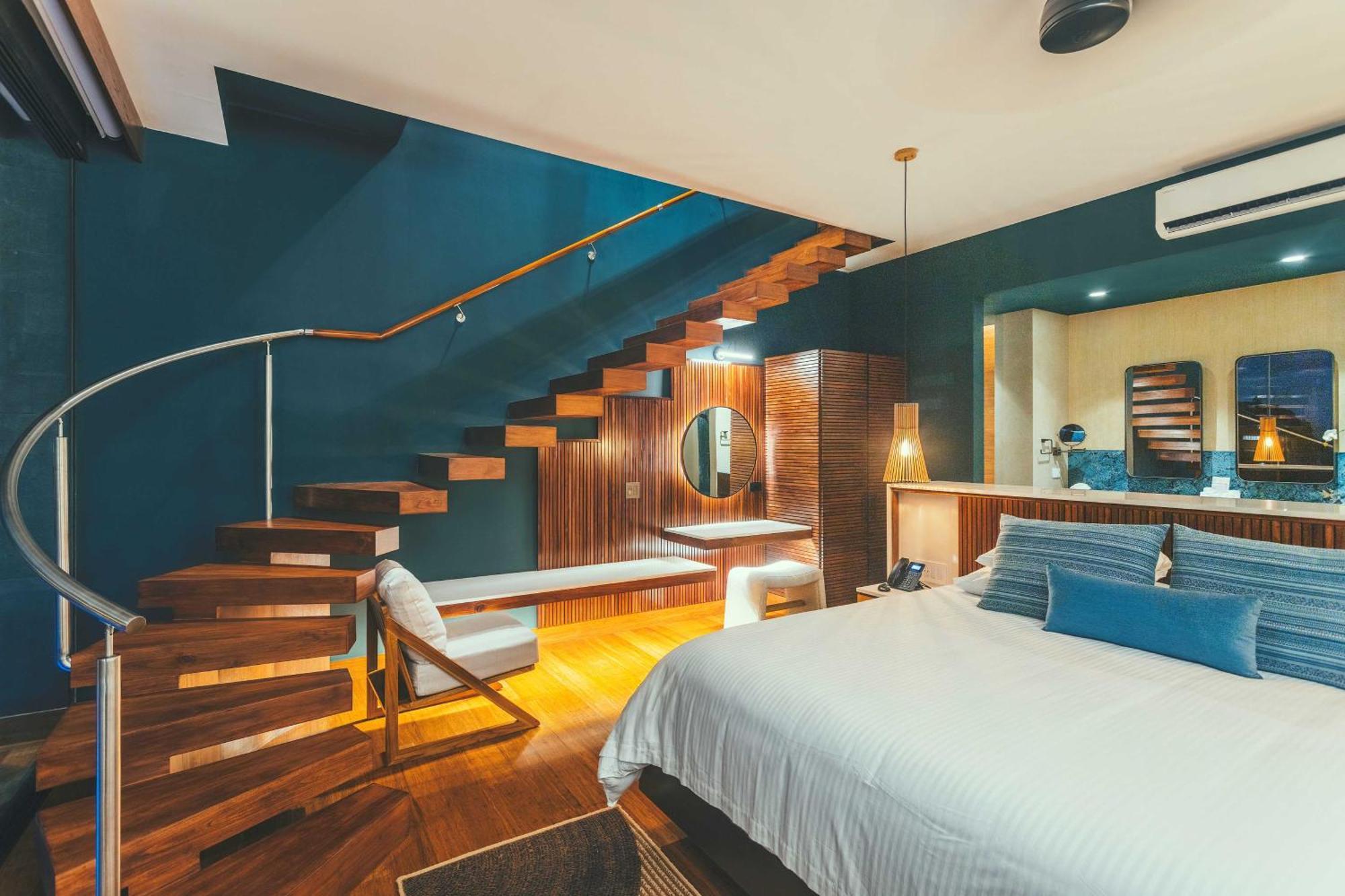 Townhouse - Adults Only
