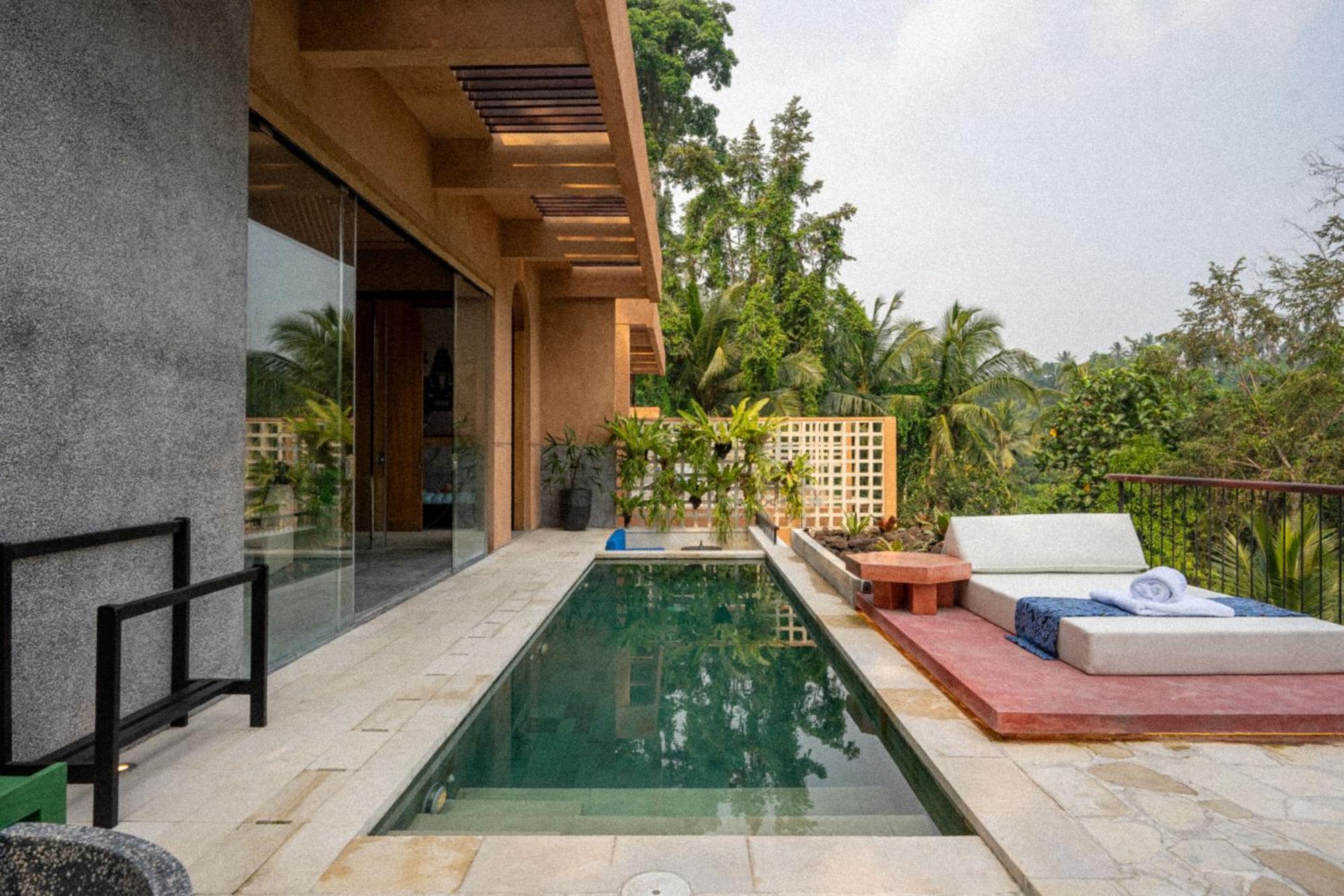 Romance River Pool Villa Daily Two-Bottles Beer