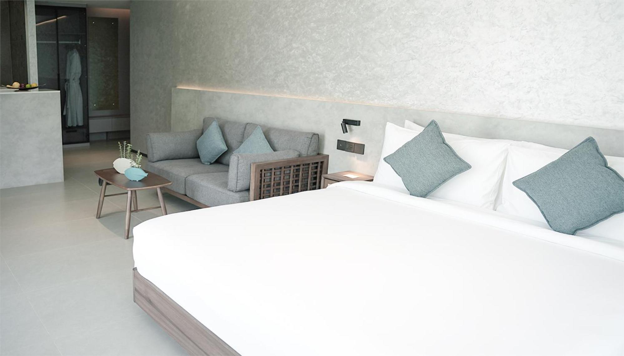 Studio with Sea View,1633488157:JPEG