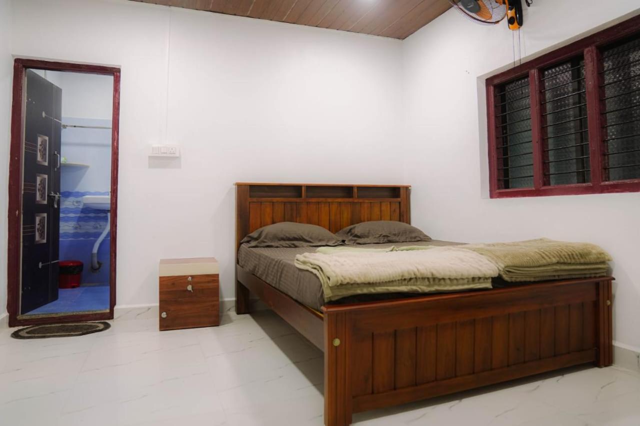 Double Room with Private Bathroom,1630381640:JPEG