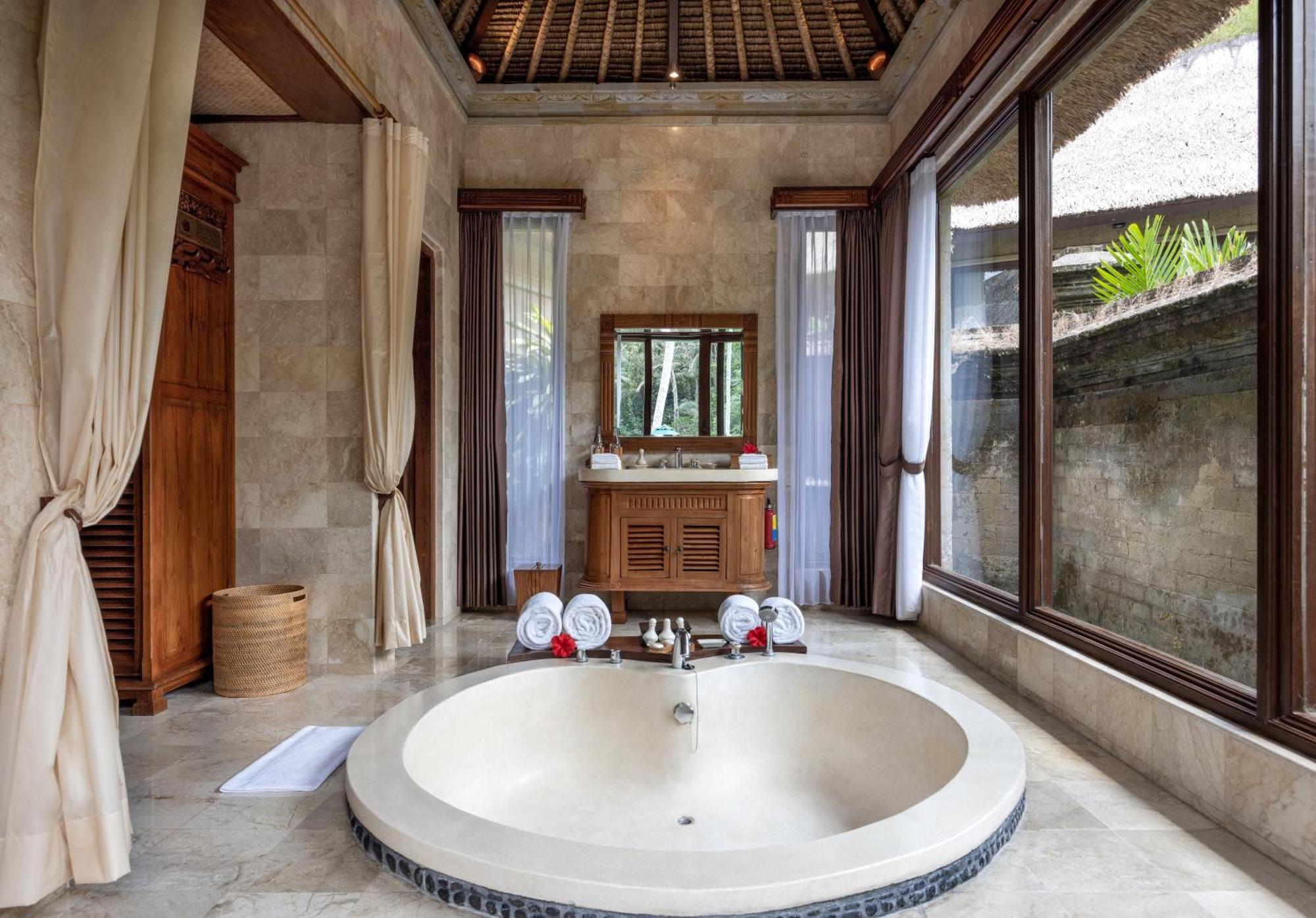 Healing Pool Villa Daily 60-Minutes Massages