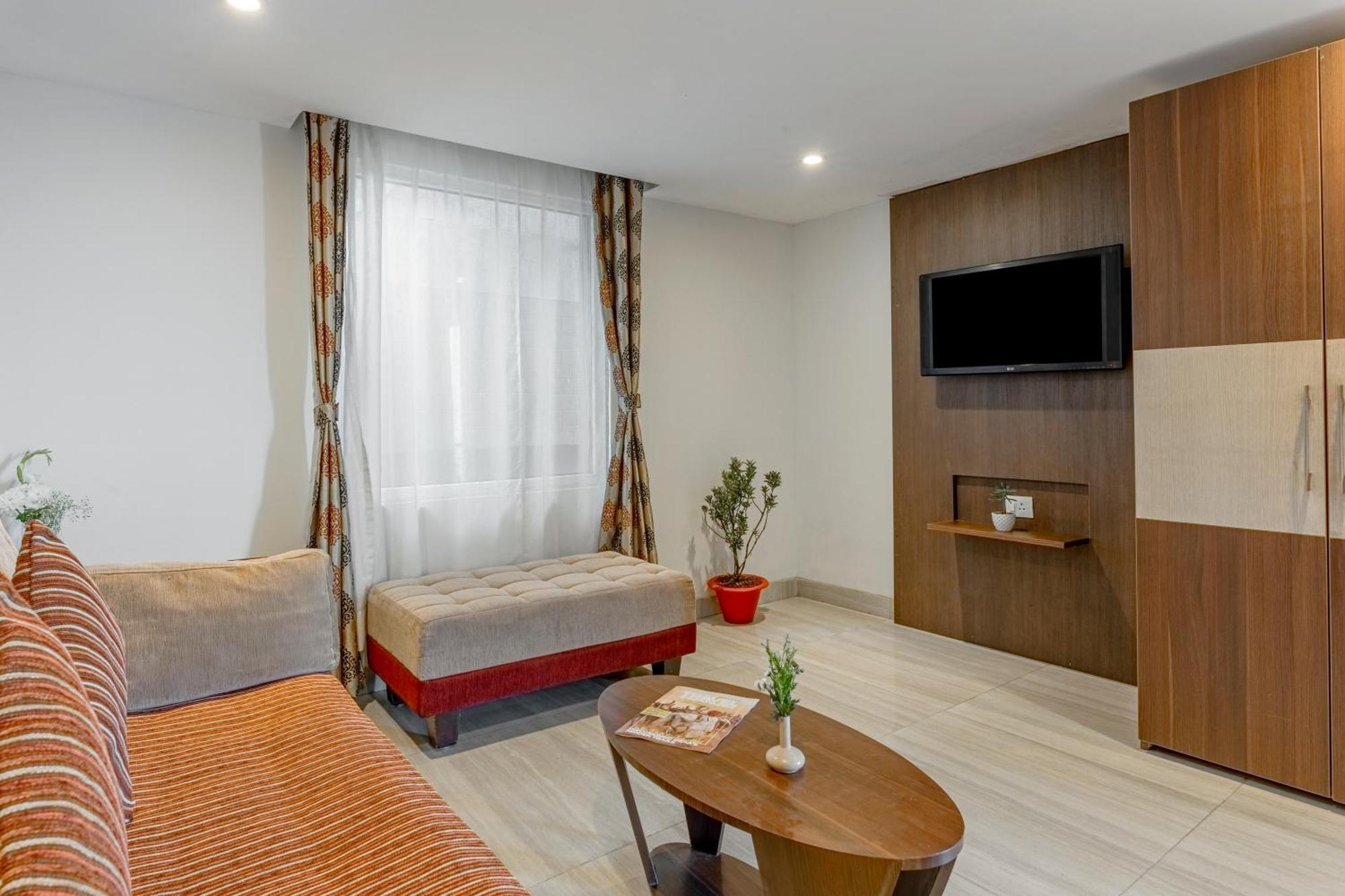 2 Bed Room Family Suite with Valley View and Balcony