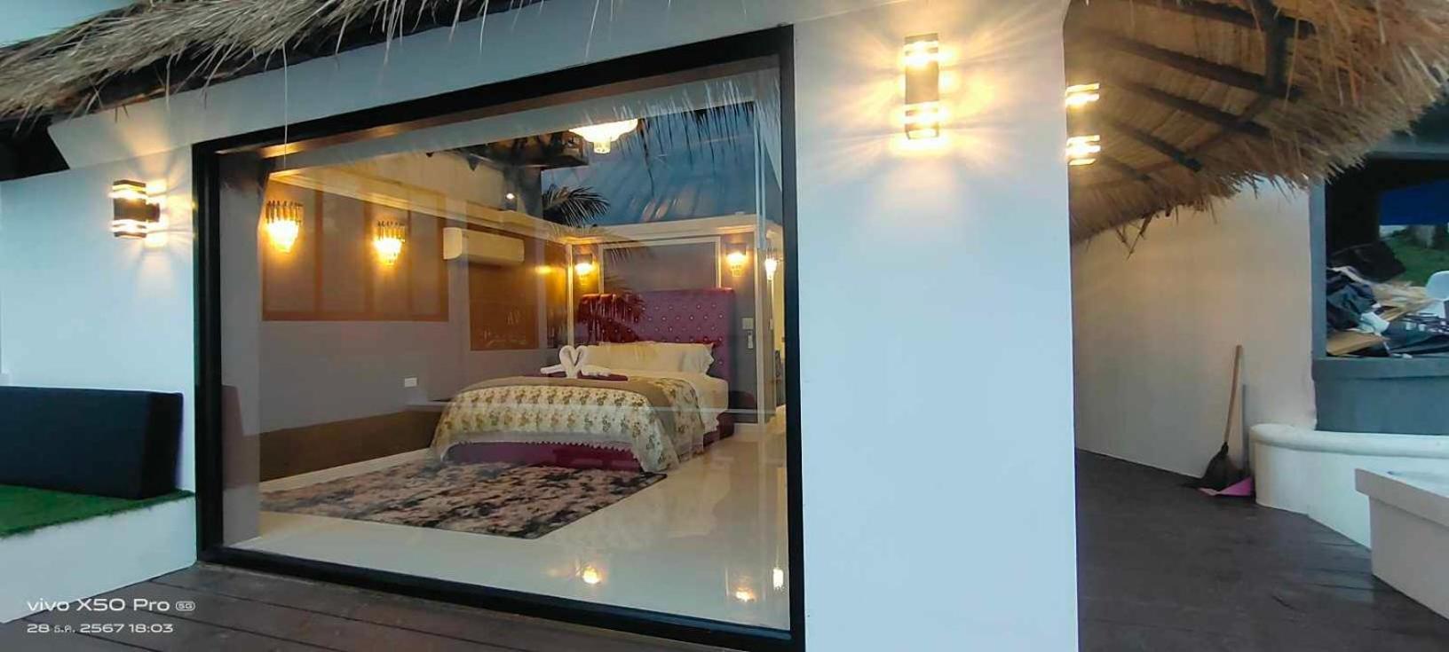 Suite with Sea View,1634433336:JPEG