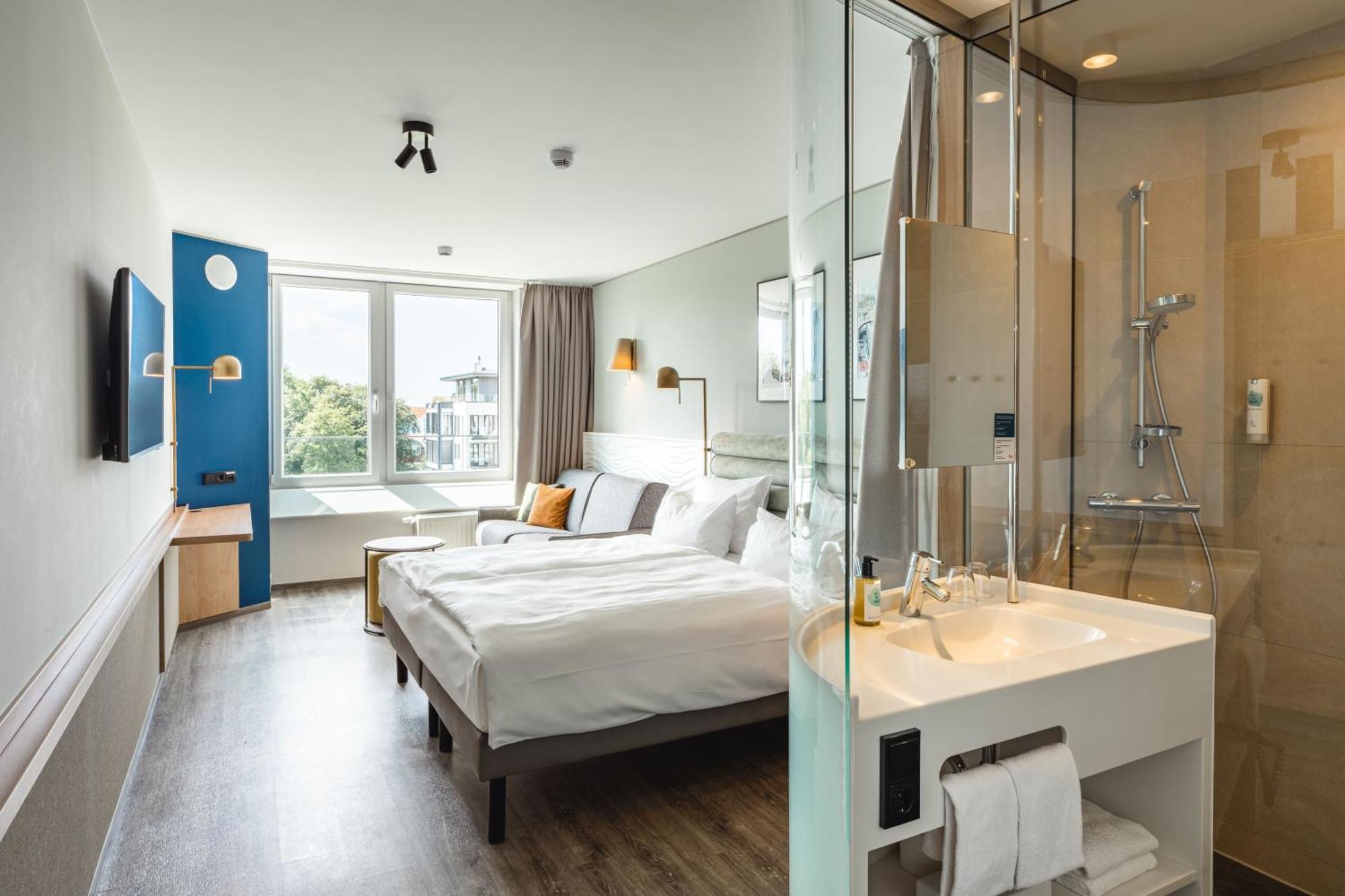 Deluxe Double Room Side Sea View