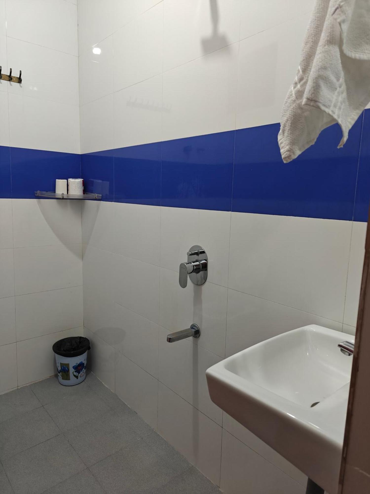 Standard Family Room,1636765708:JPEG