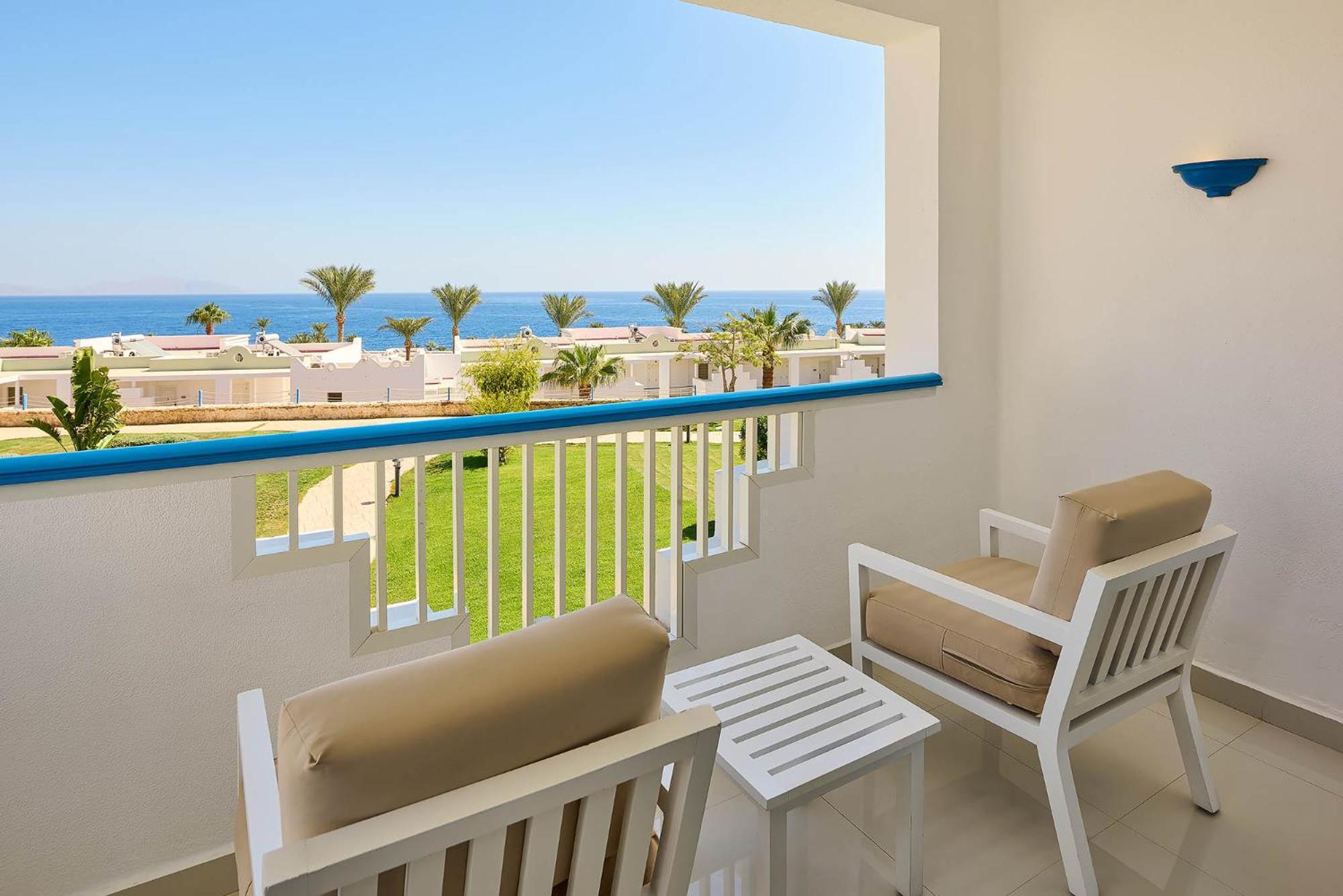 Premium Suite with Sea View - 1 King Bed,1637711249:JPEG