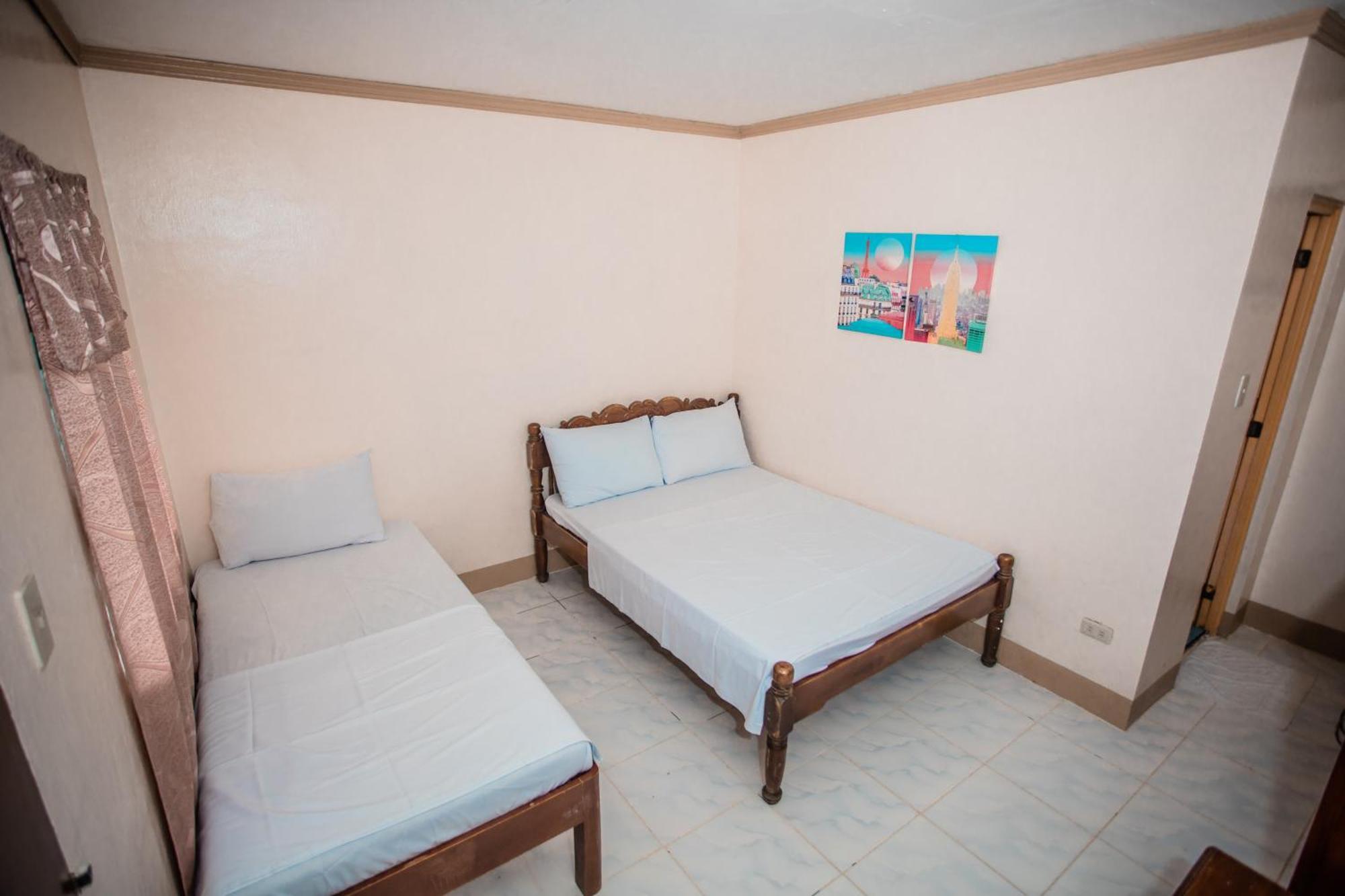 Double Room with Balcony (3 Adults)