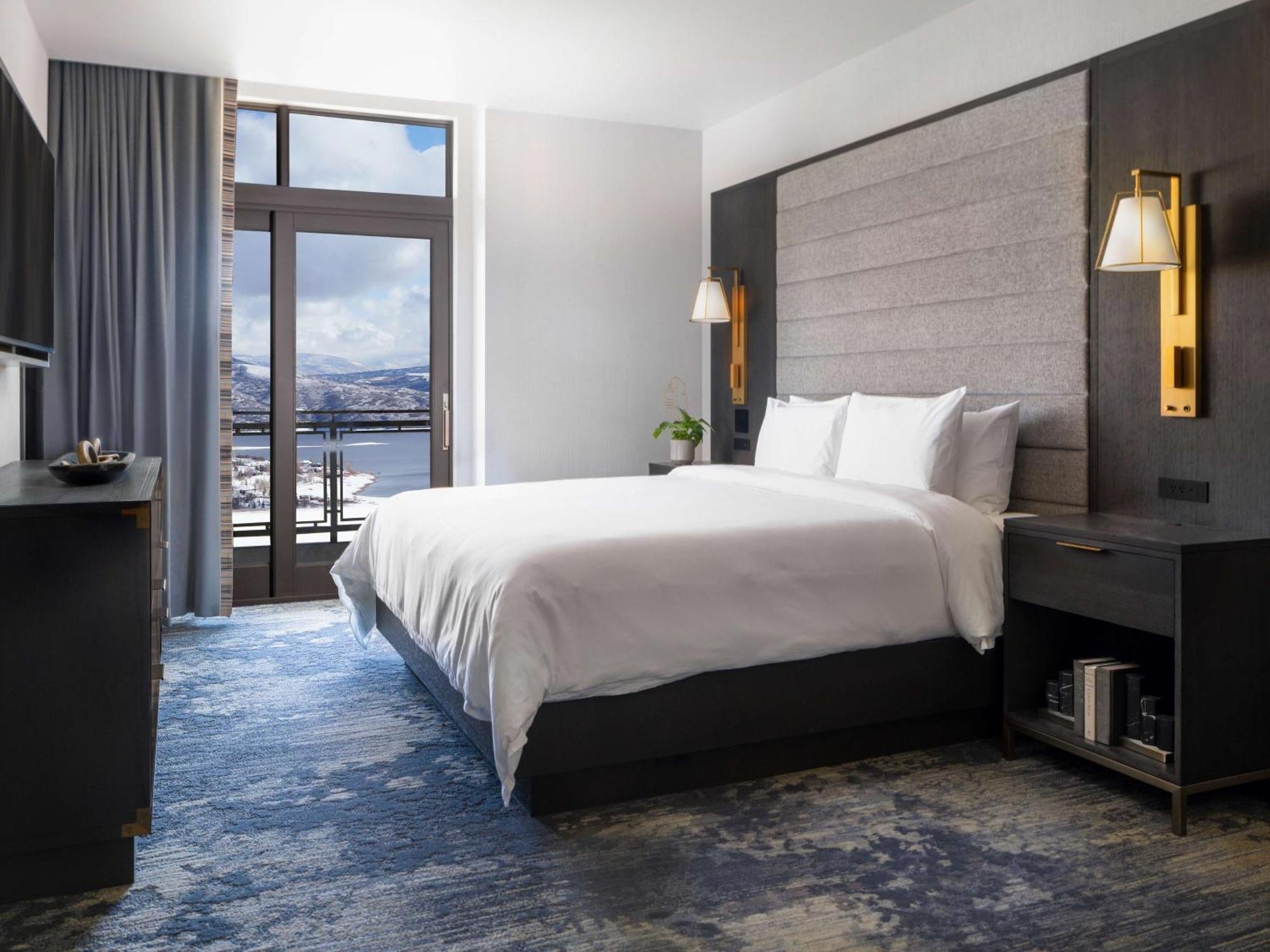 Grand Suite with Balcony