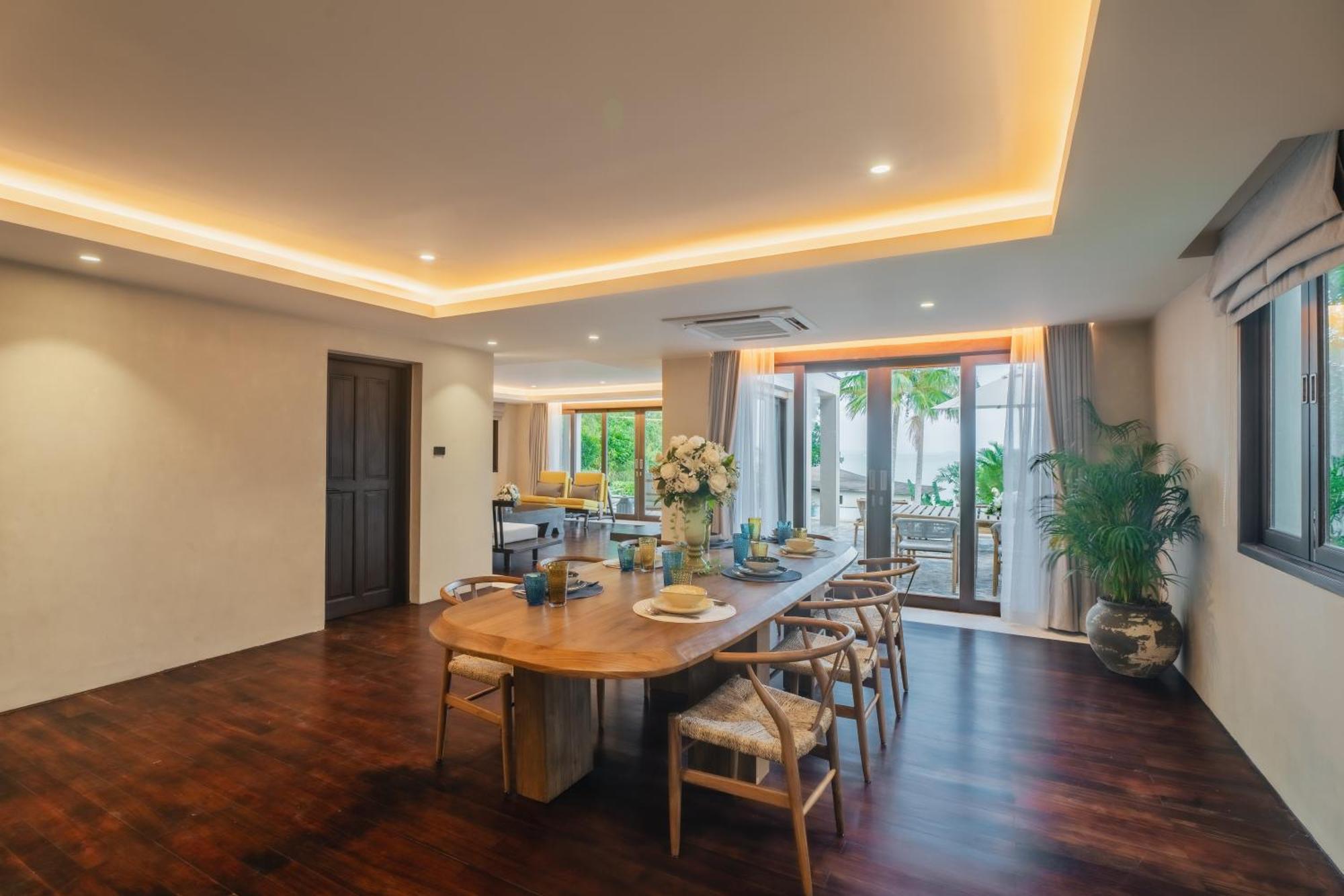 LUX 3-Bedroom Grand Sea View Pool Villa Unlimited 24-Hour Water Shuttle Service