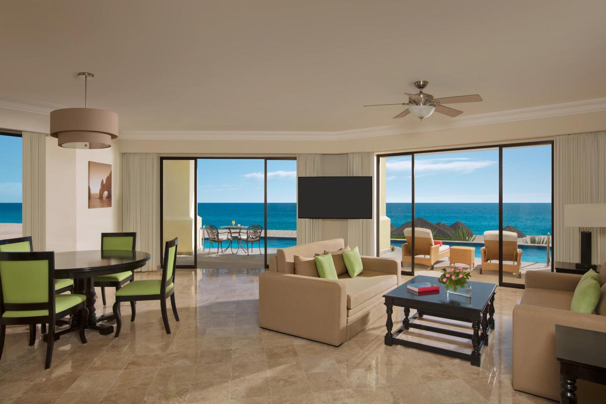 Preferred Club Presidential Suite Ocean Front Swim Out,1645657495:JPEG