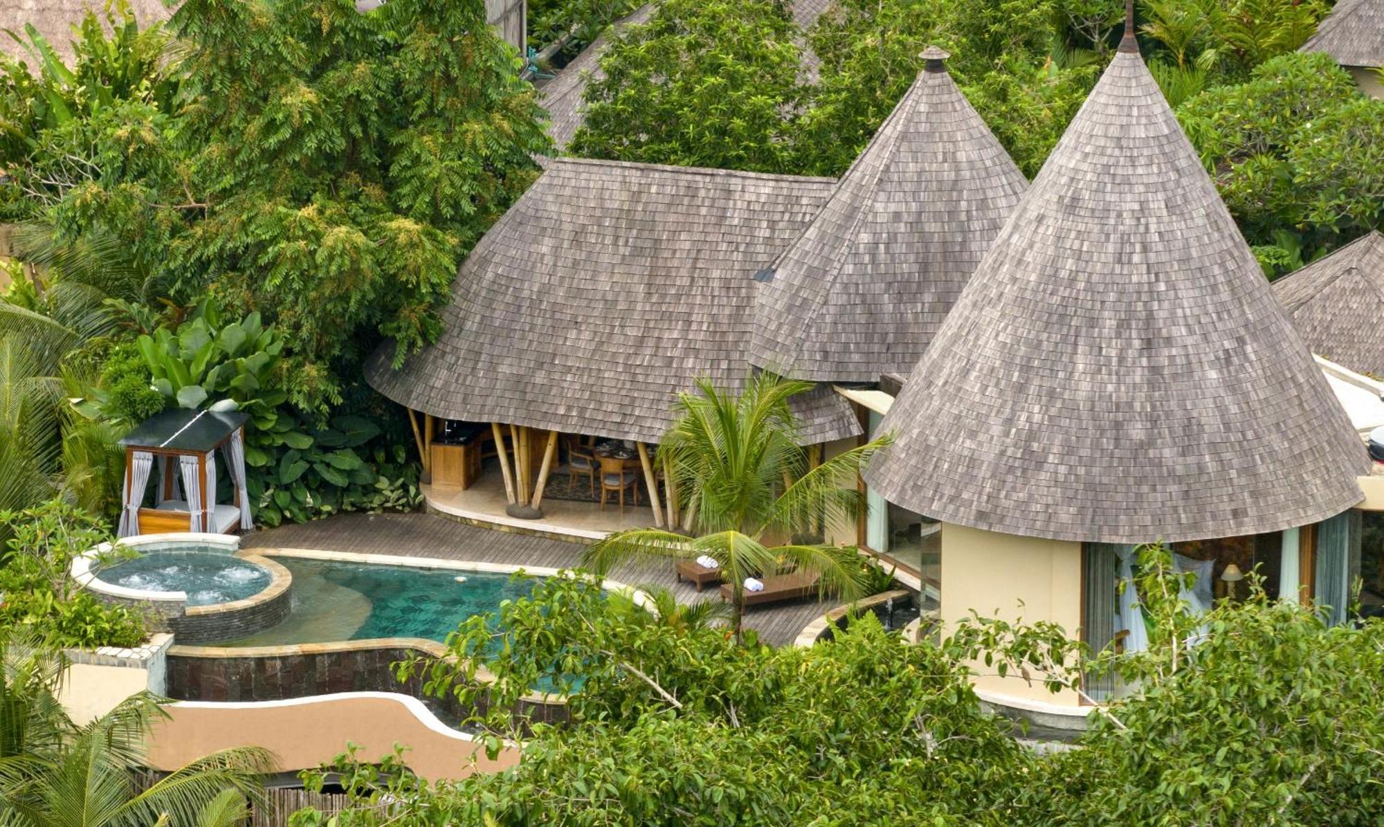 Luxury Royal Private Pool Villa Jacuzzi