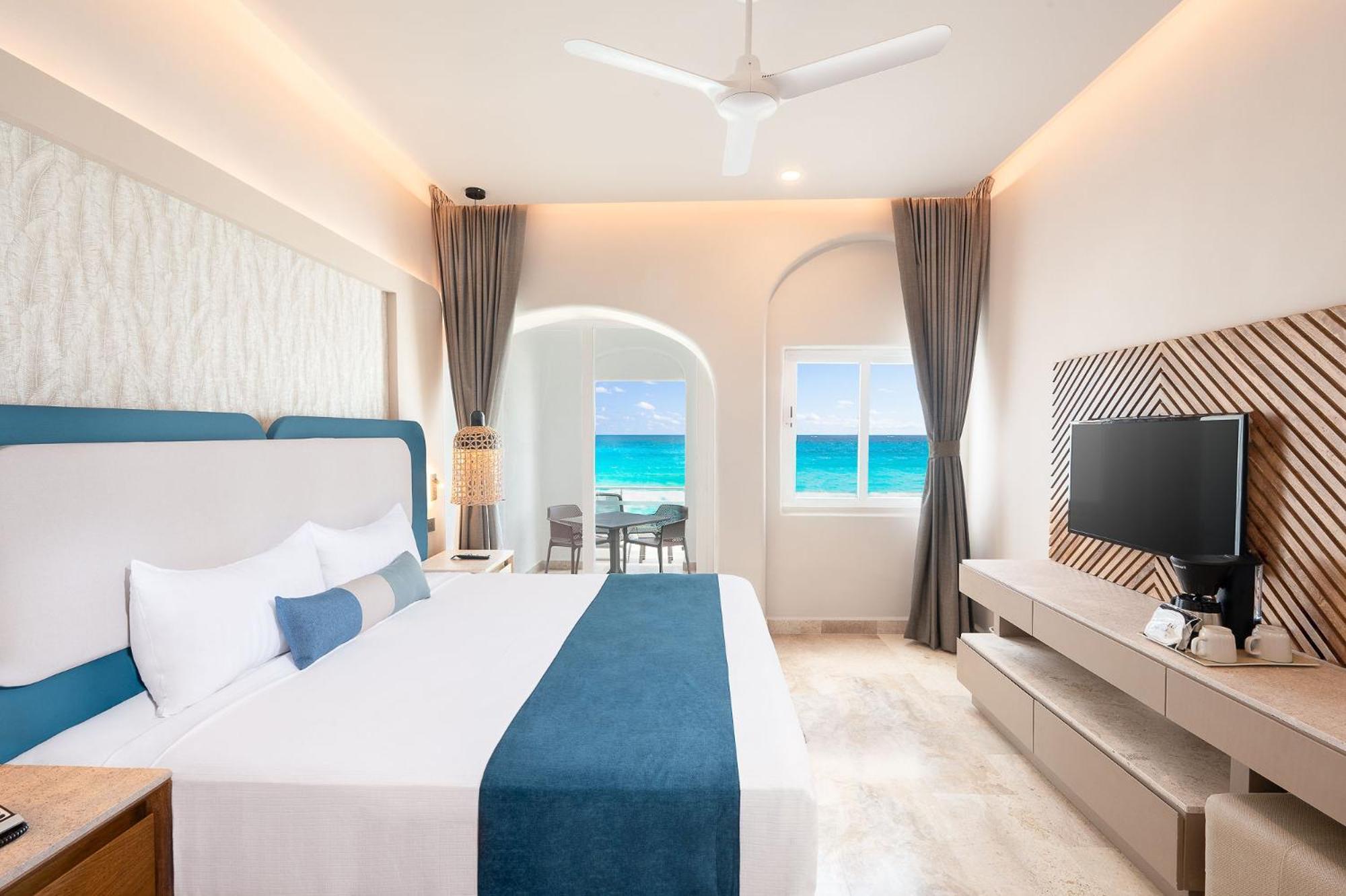 Beachfront Room plunge pool