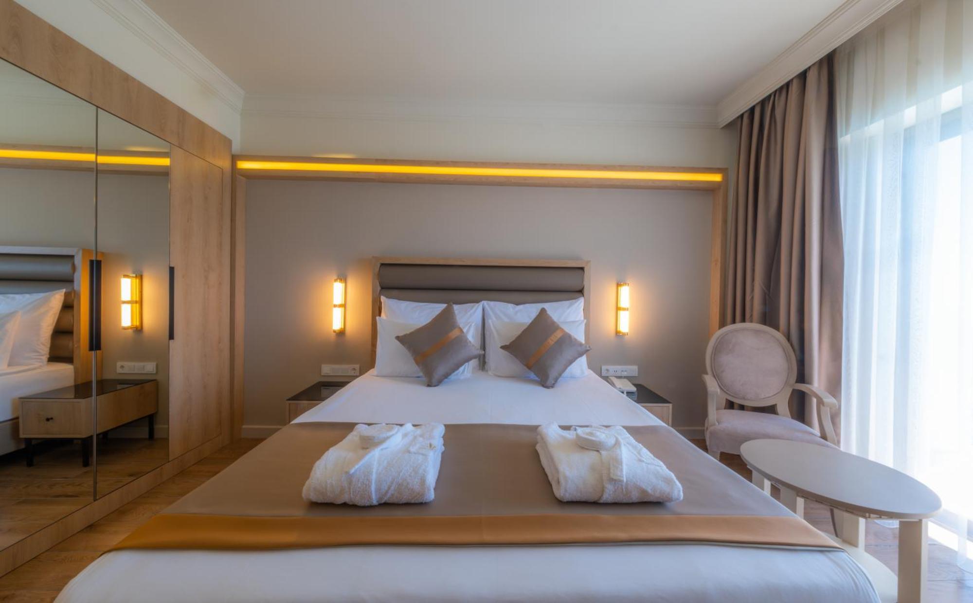 Standard Single Room Sea View