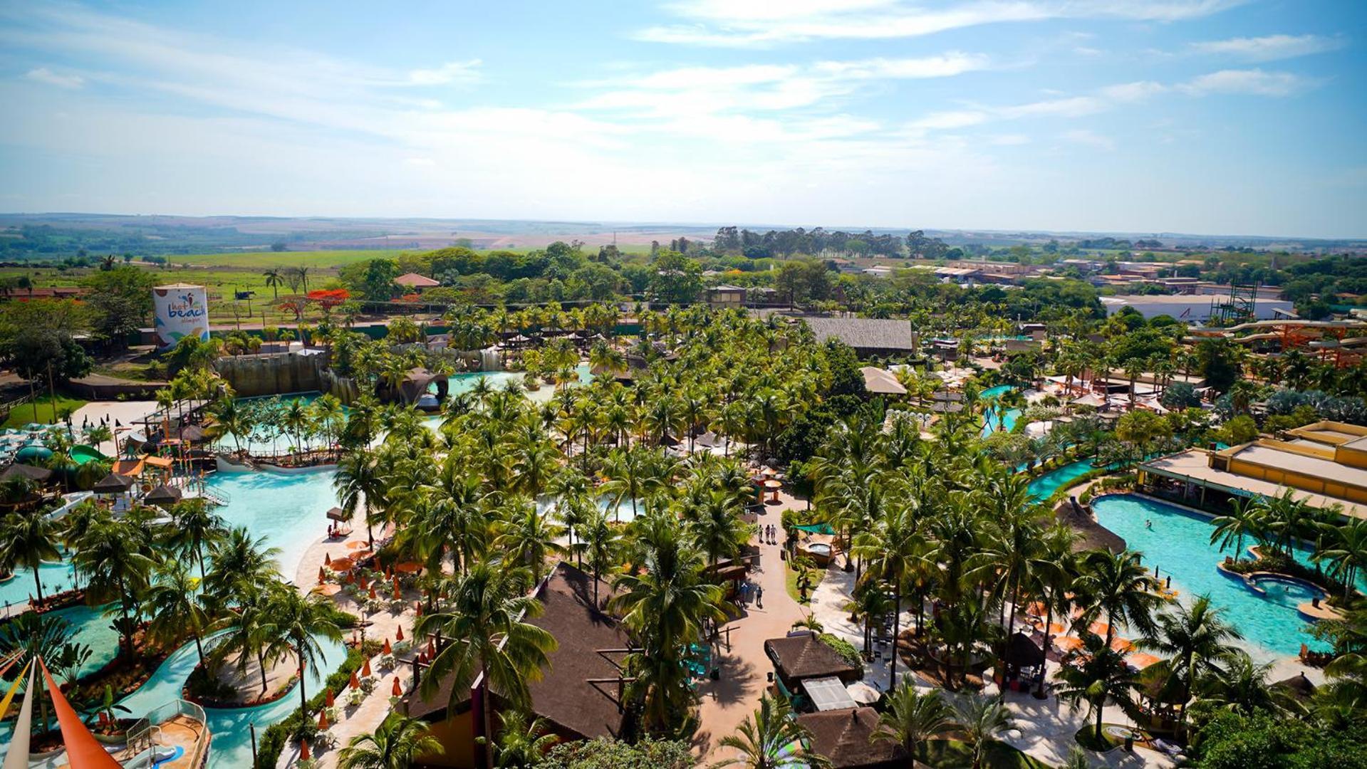 Quarto Família Premier - Ingressos para o Parque Aquático Hot Beach