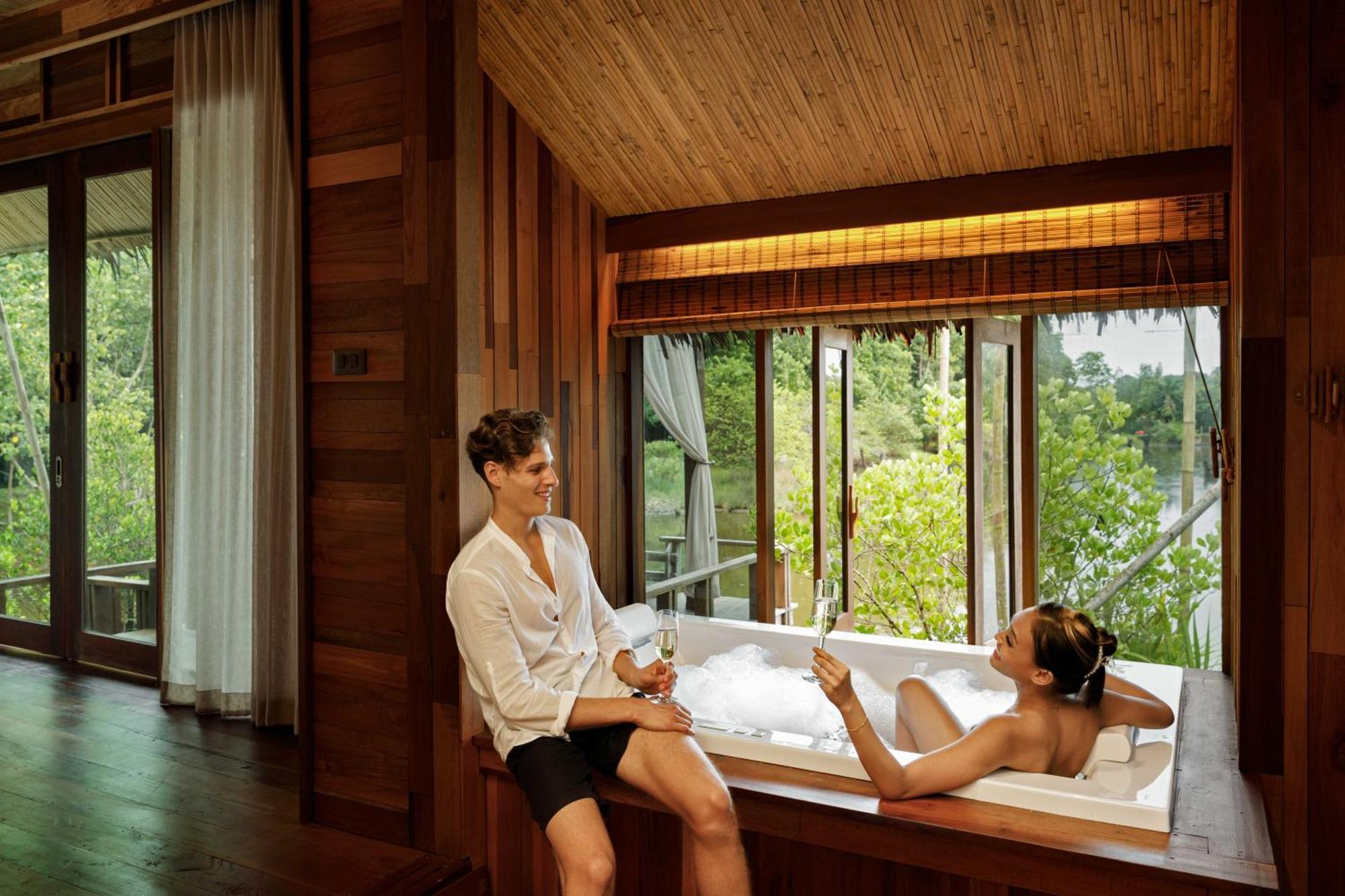 Jacuzzi Suite Water Villa Schedule Shuttle to Ao Nang Beach or Railay Beach