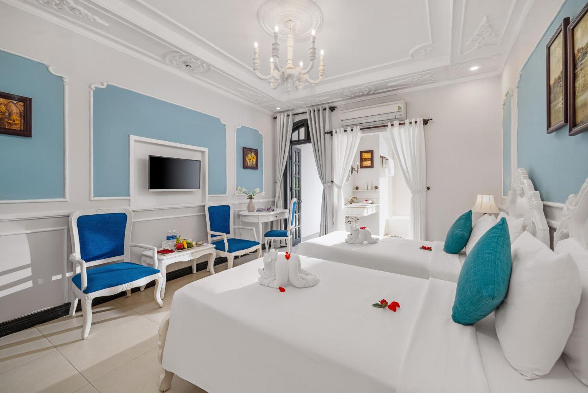 Deluxe Double or Twin Room Terrace Private Garden
