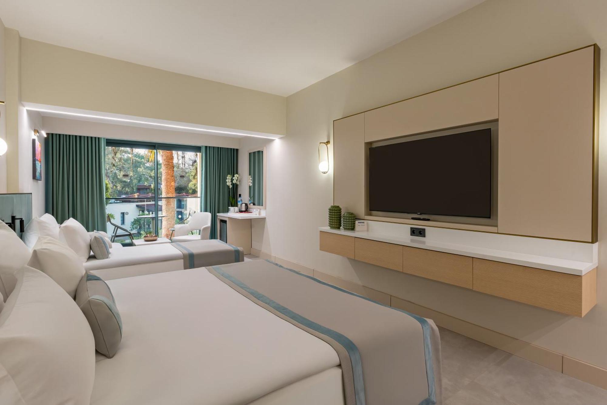 Superior Triple Room