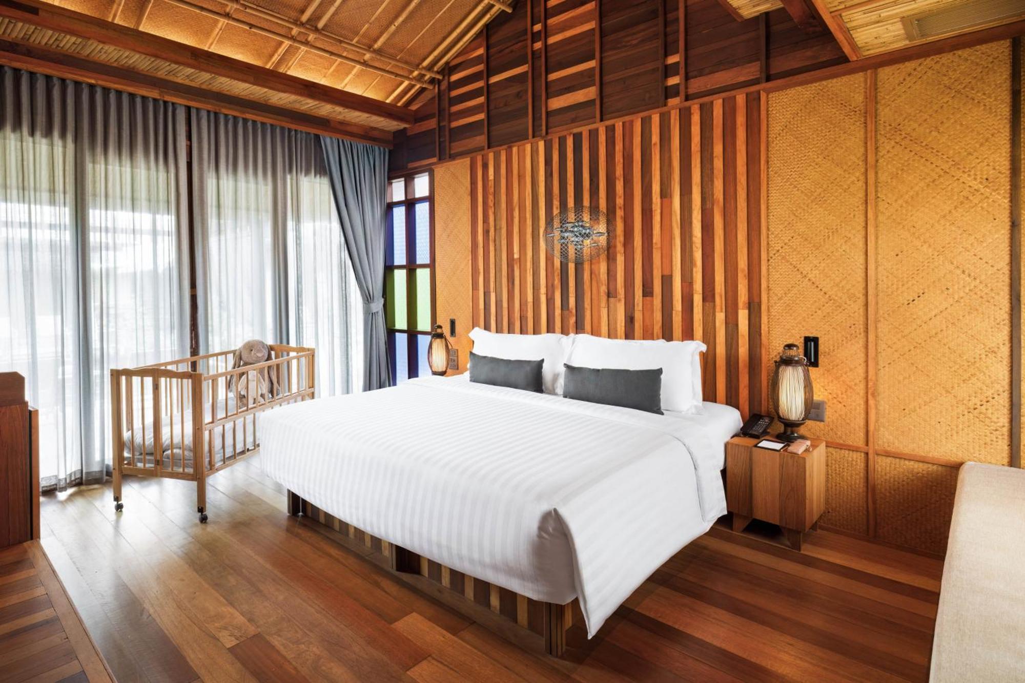 Family Suite Water Villa Schedule Shuttle to Ao Nang Beach or Railay Beach