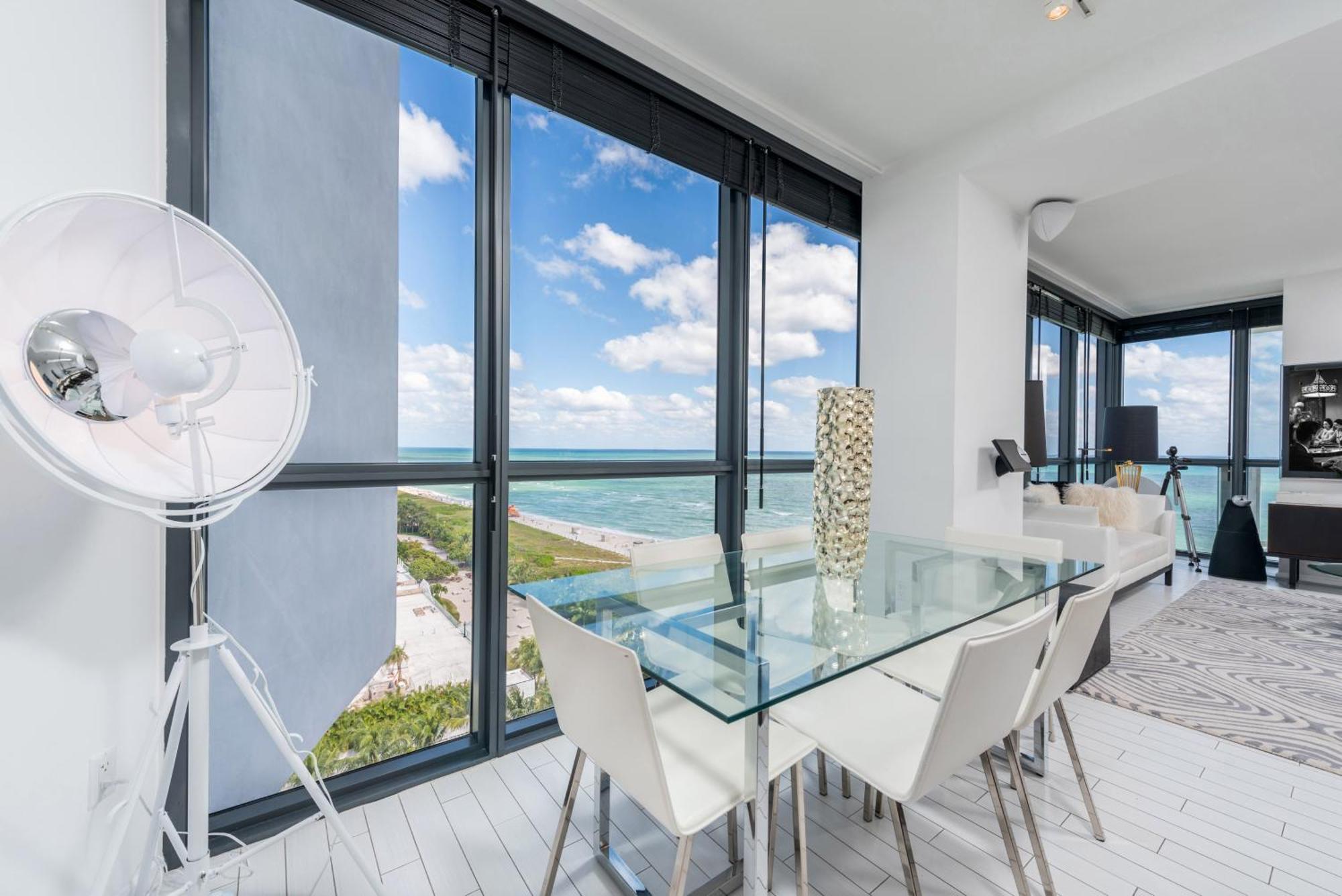 Three-Bedroom Suite Ocean View