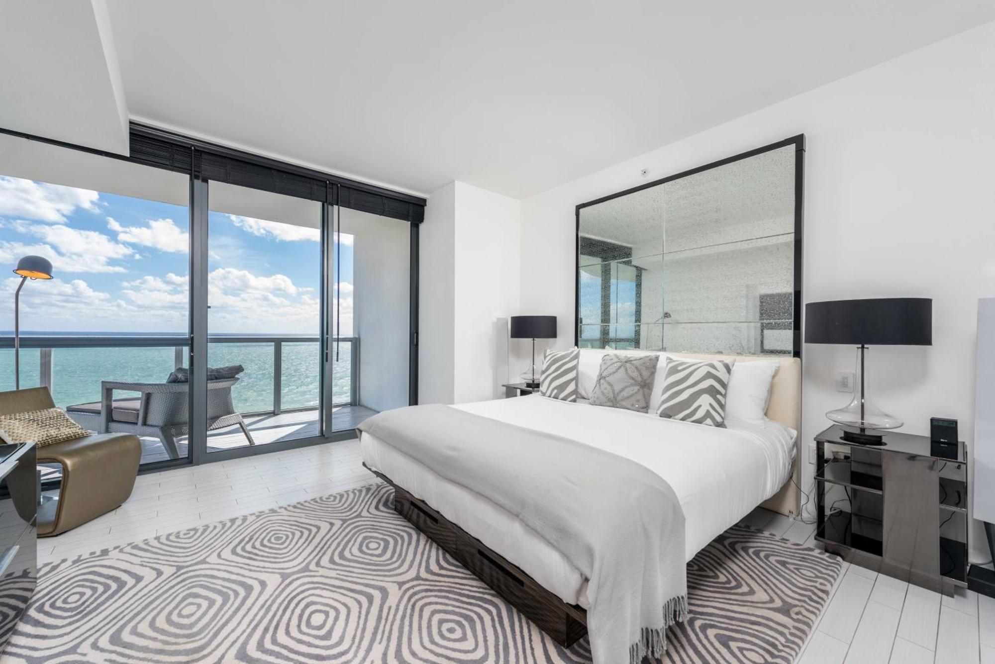 Three-Bedroom Suite Ocean View