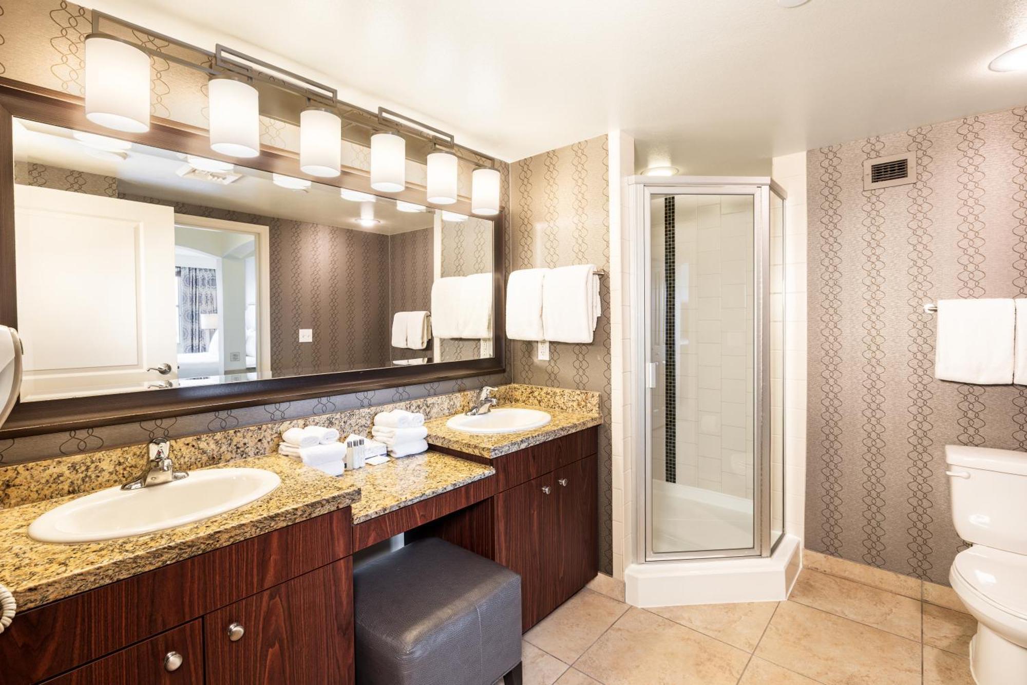 Family Suite,1668053377:JPEG