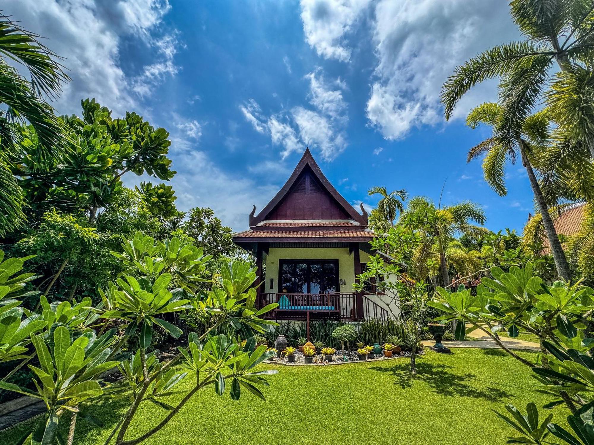 Villa Beach Front