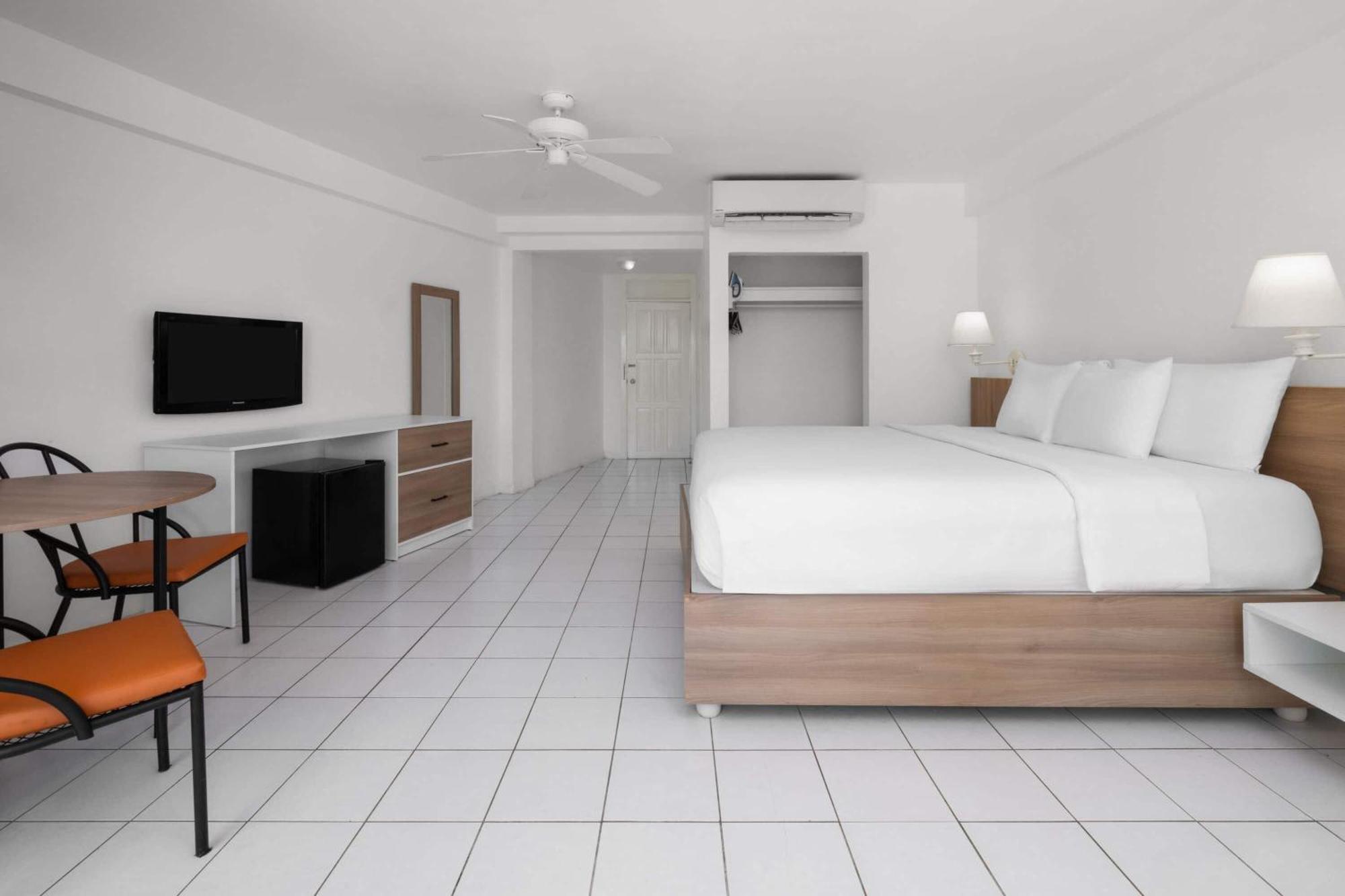 Habitación Doble con vistas al océano - Cama extragrande - No Fumadores