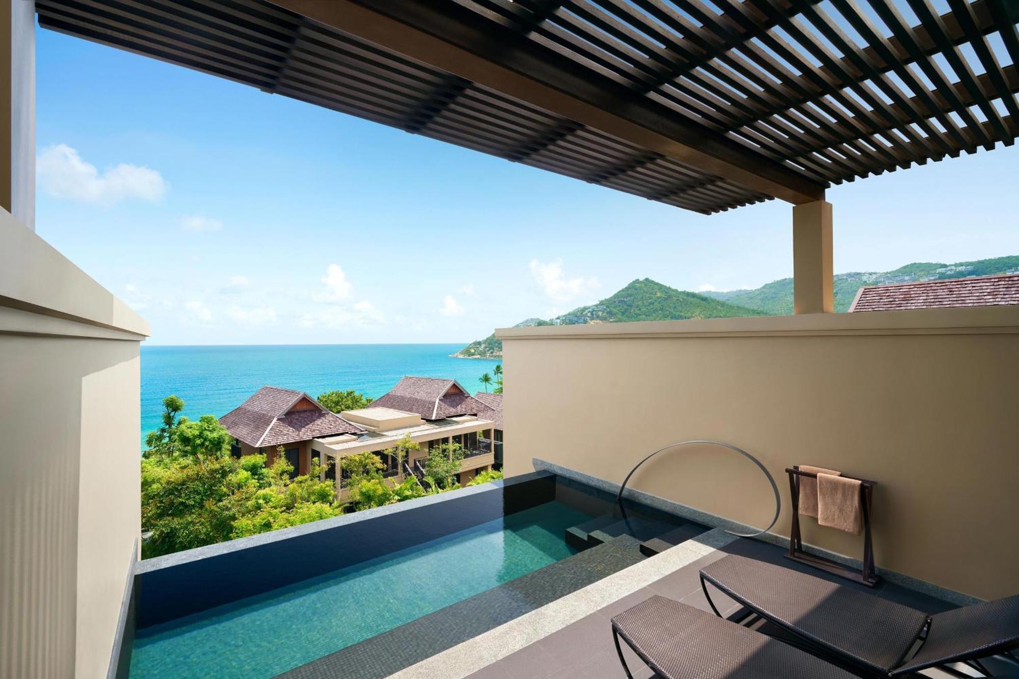 Premium Ocean Queen Suite Two Queen Beds Sofa Bed Private Pool